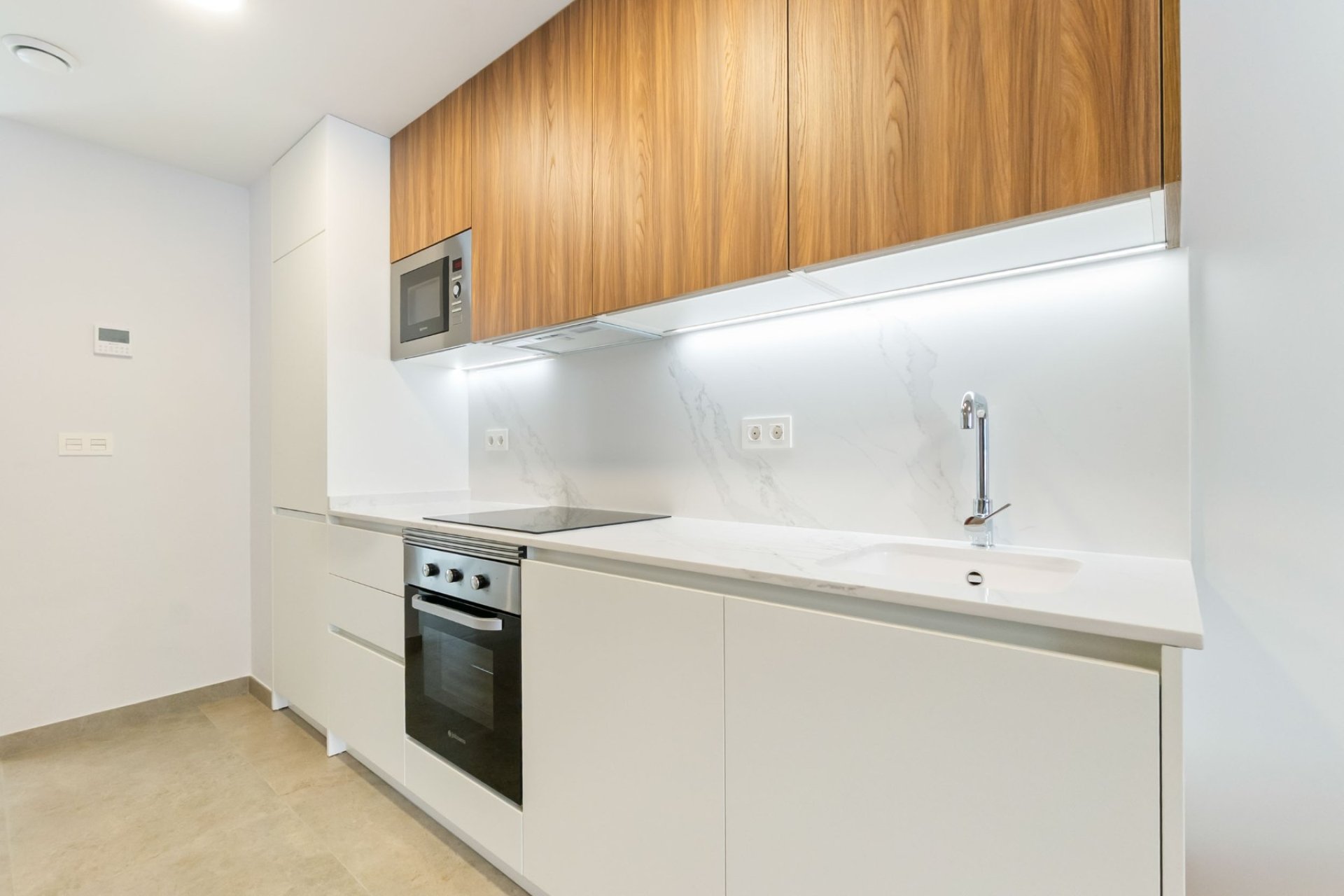 Återförsäljning - Apartament / Duplex -
Torrevieja - Playa de El Cura