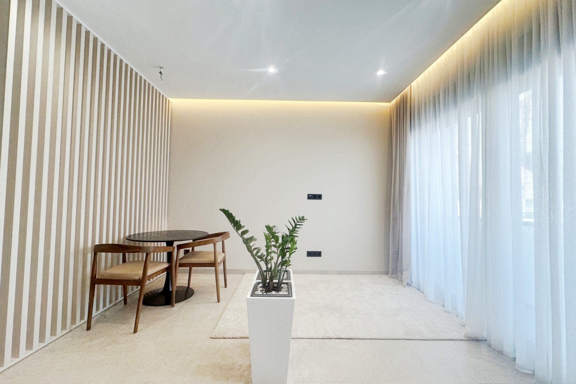 Återförsäljning - Apartament / Duplex -
Torrevieja