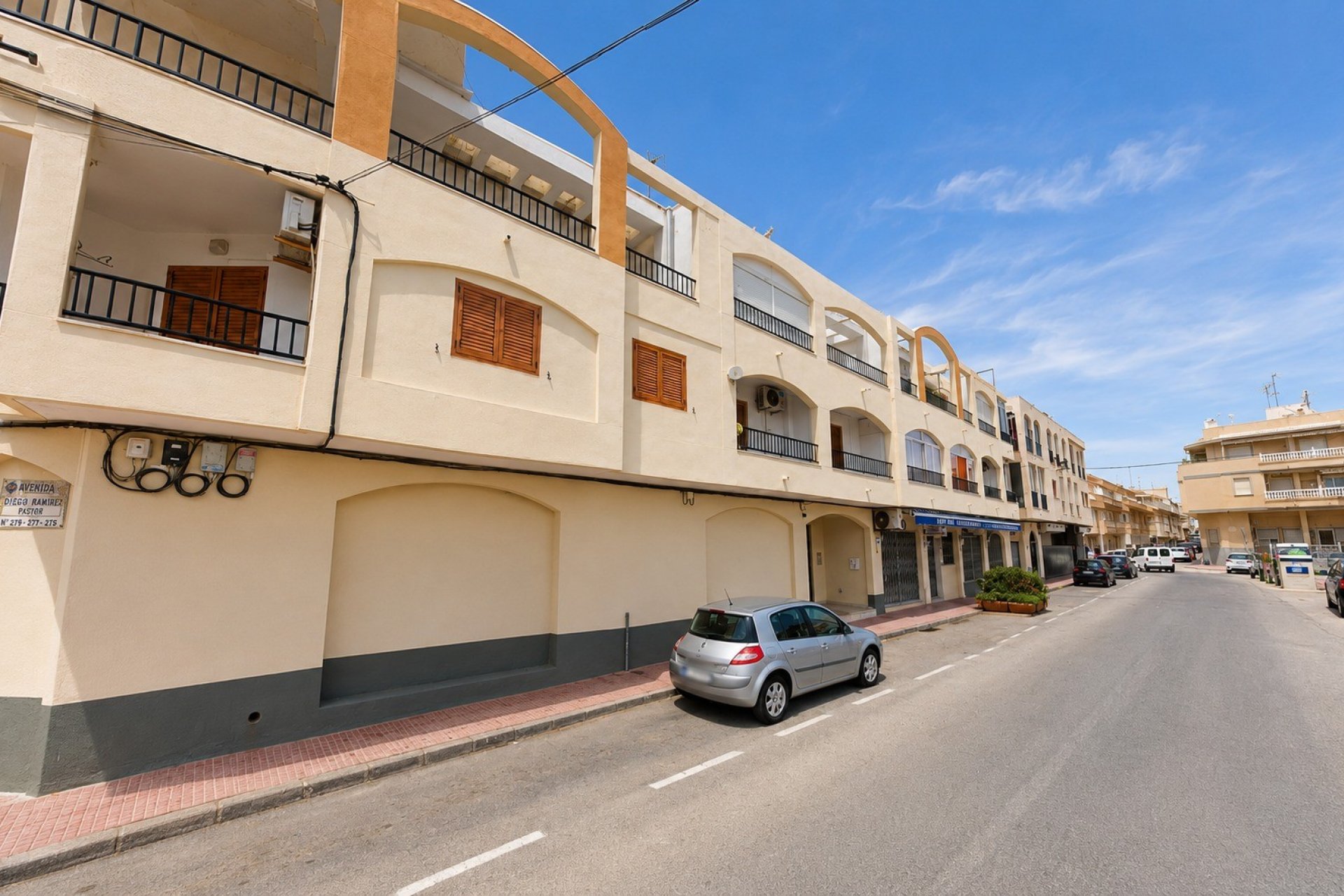 Återförsäljning - Apartament / Duplex -
Torrevieja