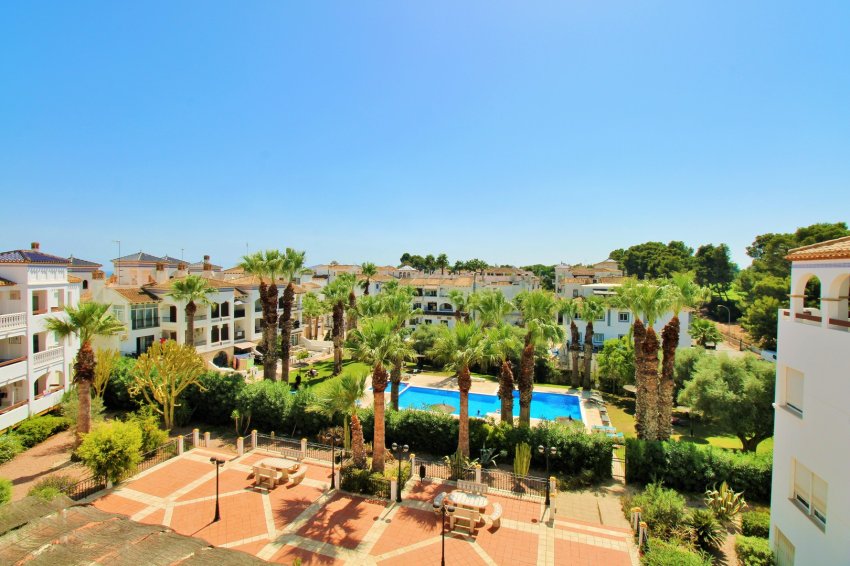 Återförsäljning - Apartament -
Villamartin - Villamartín