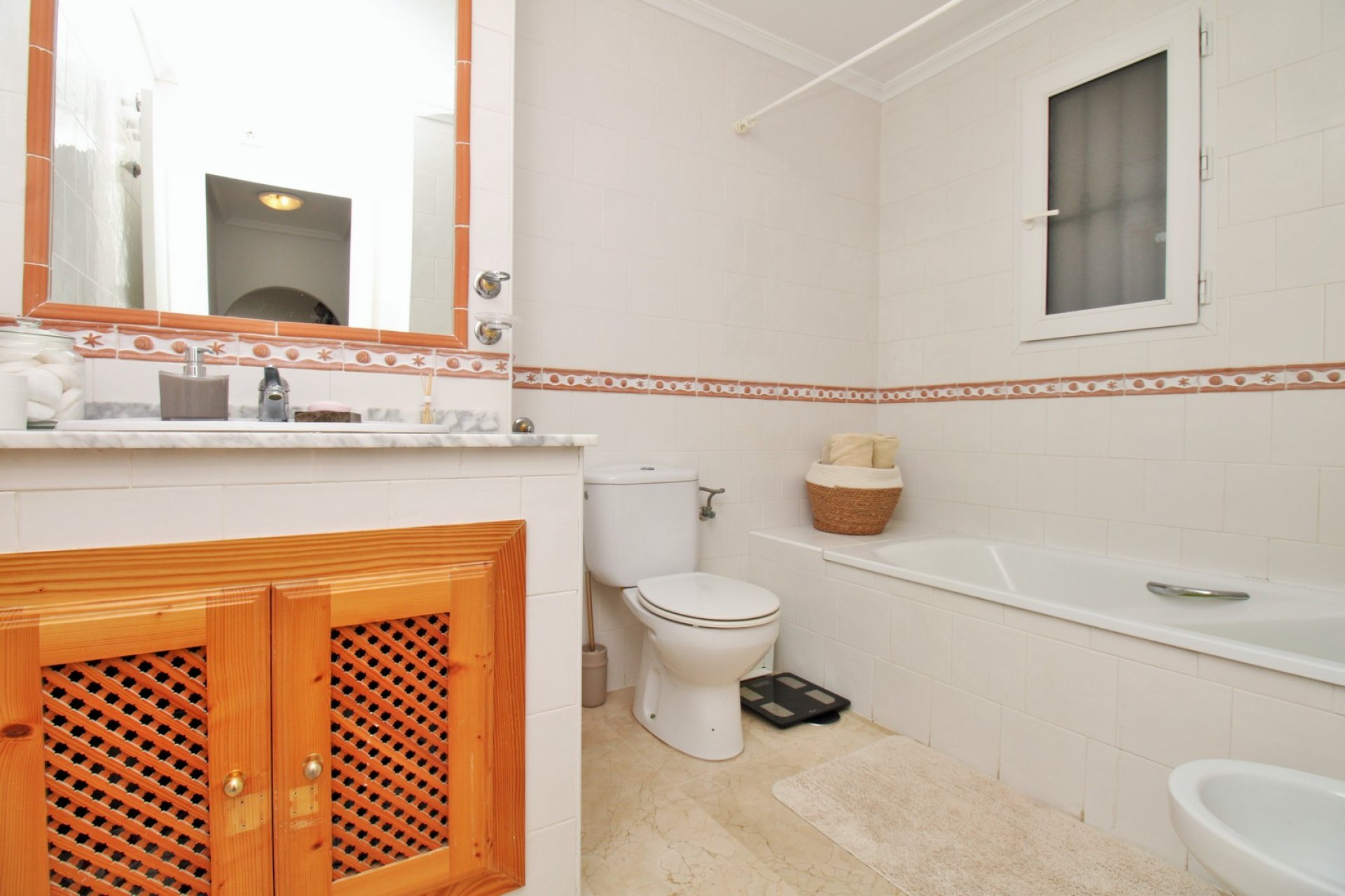 Återförsäljning - Apartament -
Villamartin - Villamartín