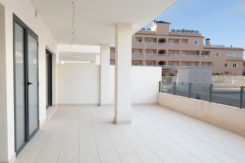 Återförsäljning - Apartamento -
Orihuela Costa - Villamartín