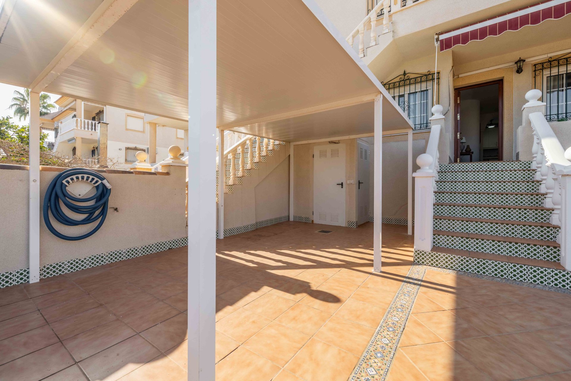 Återförsäljning - Apartamento -
Orihuela Costa - Villamartín