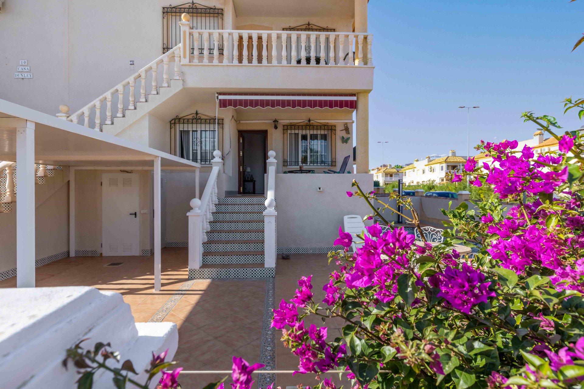 Återförsäljning - Apartamento -
Orihuela Costa - Villamartín