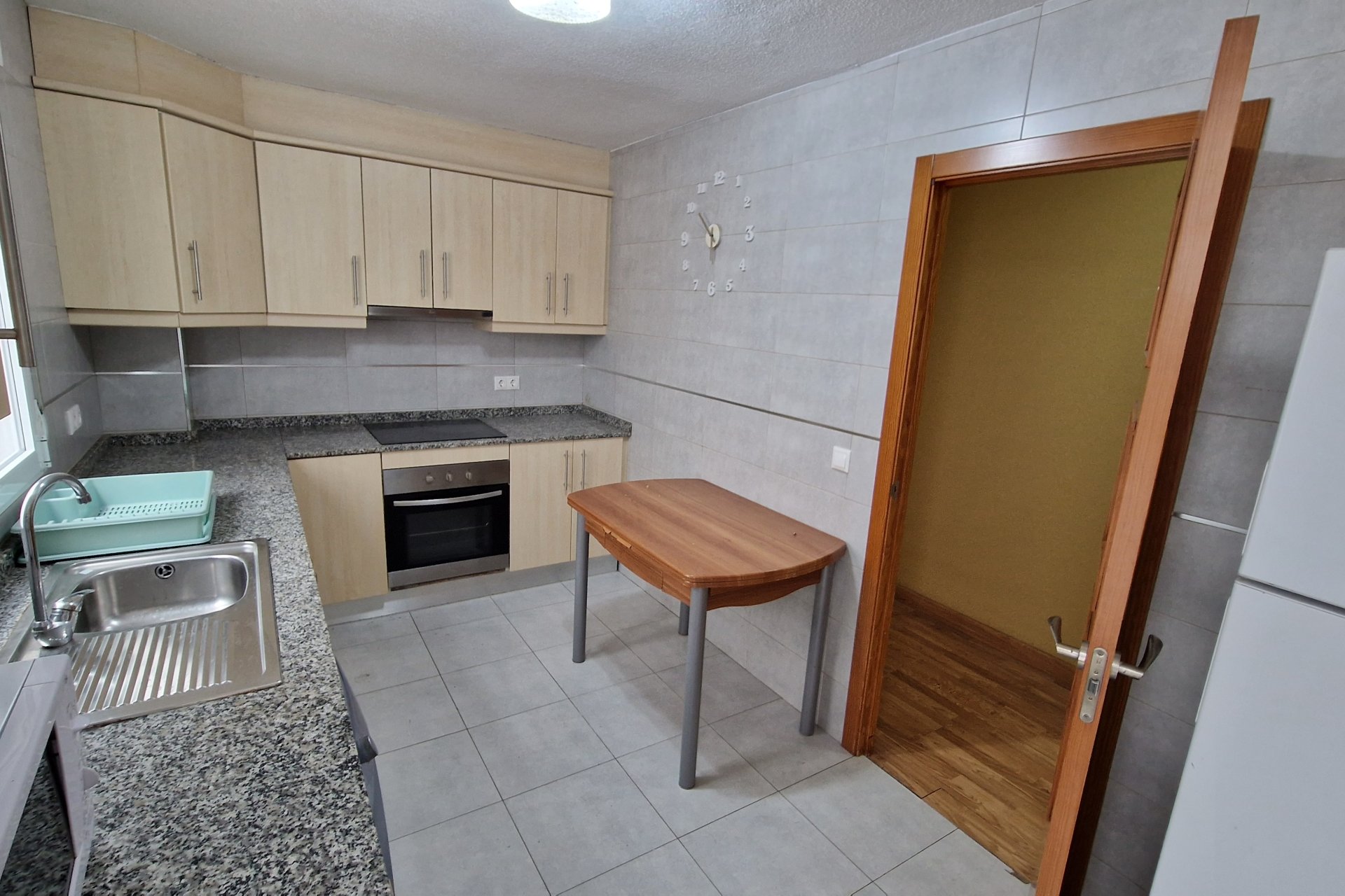 Återförsäljning - Apartamento -
Torrevieja - Acequion