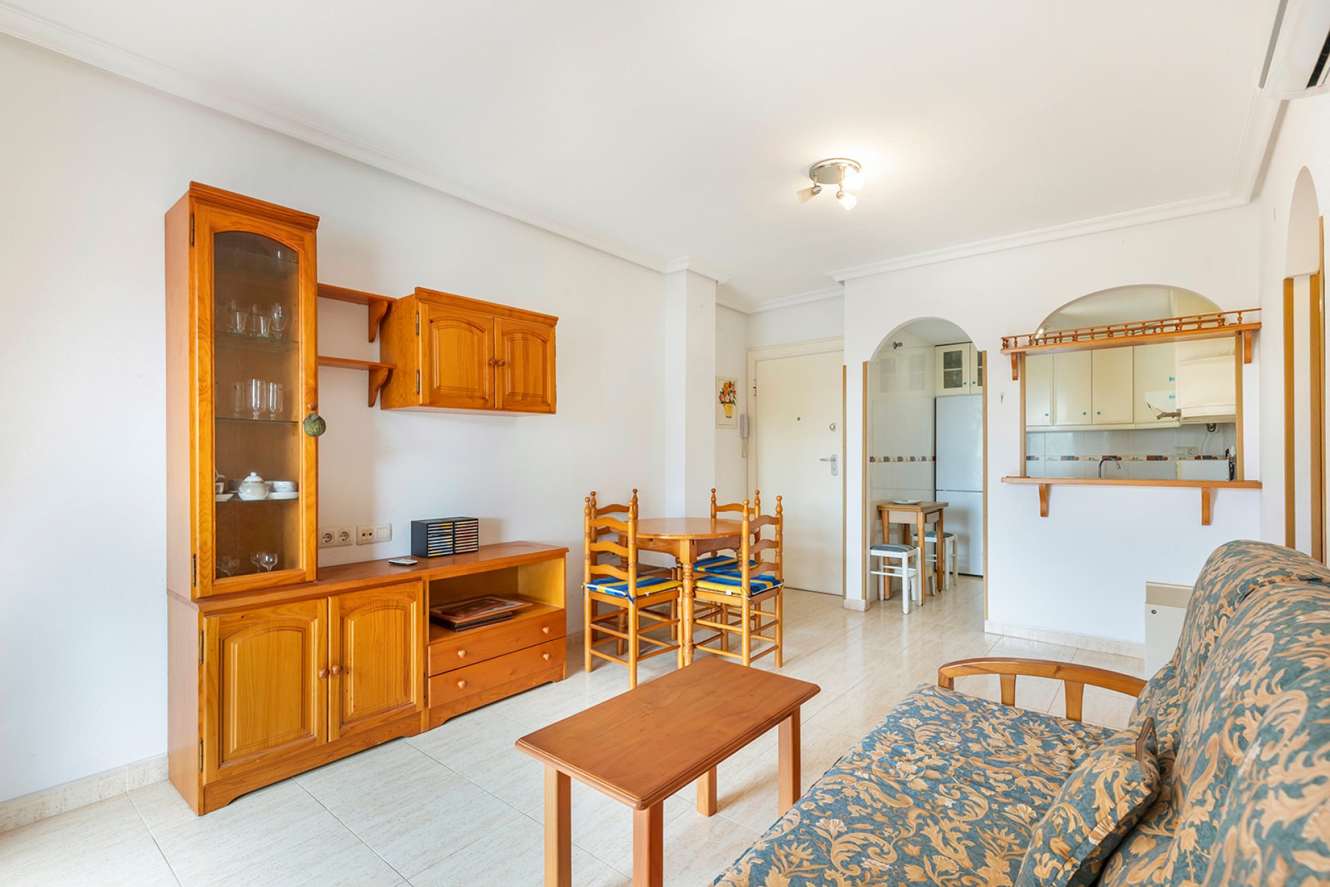 Återförsäljning - Apartamento -
Torrevieja - La Mata