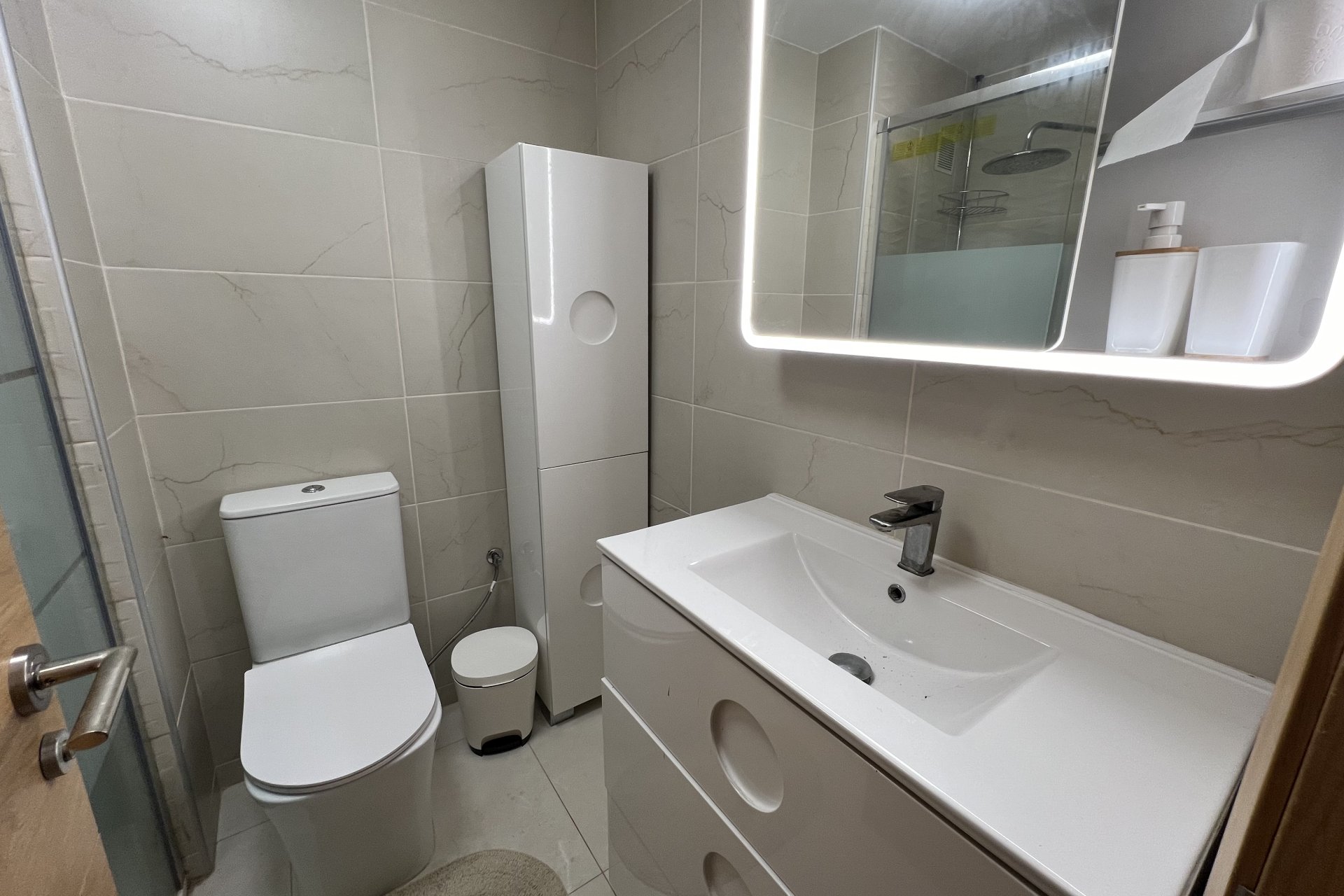 Återförsäljning - Apartamento -
Torrevieja - La Mata