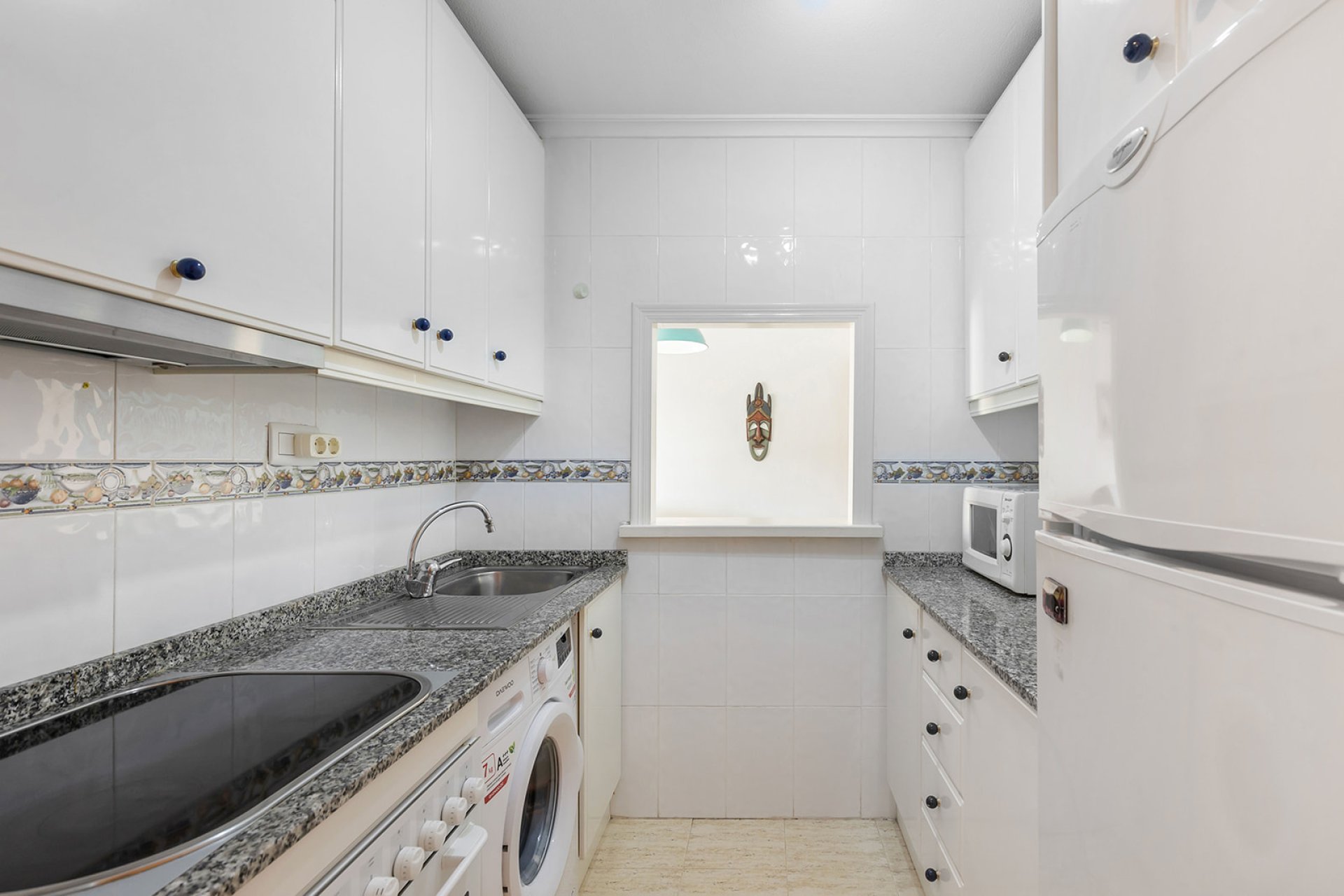 Återförsäljning - Apartamento -
Torrevieja - La Mata