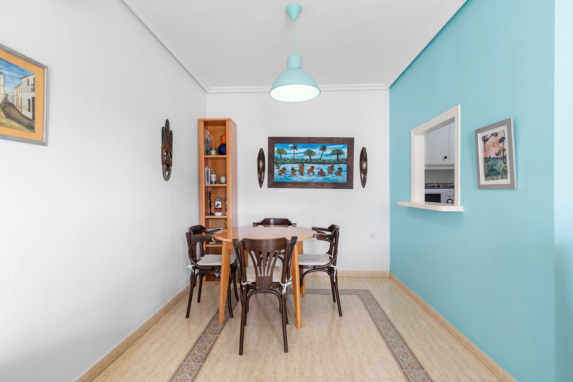 Återförsäljning - Apartamento -
Torrevieja - La Mata