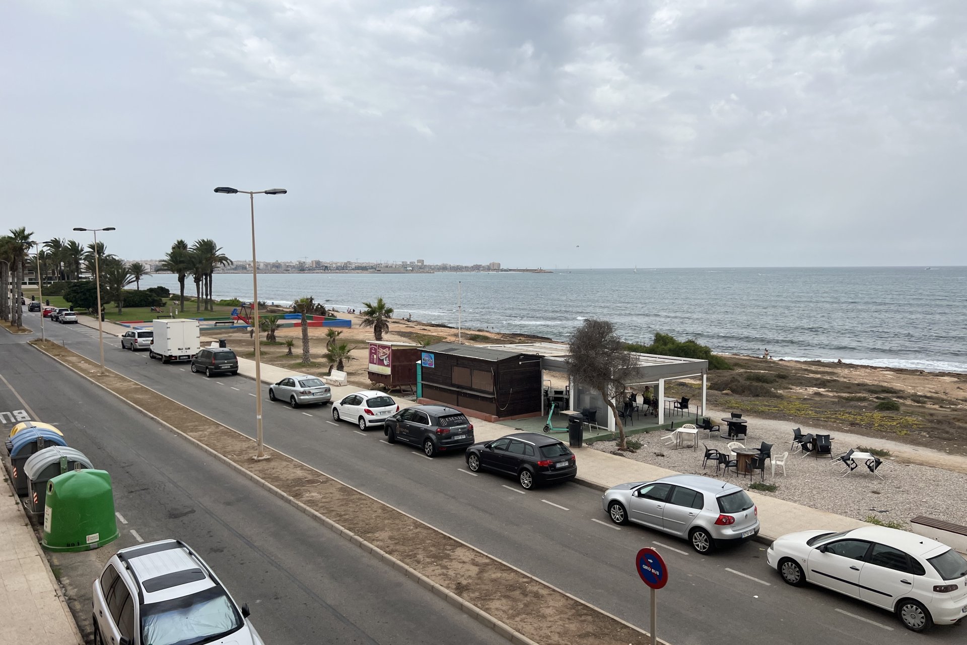 Återförsäljning - Apartamento -
Torrevieja - La Veleta