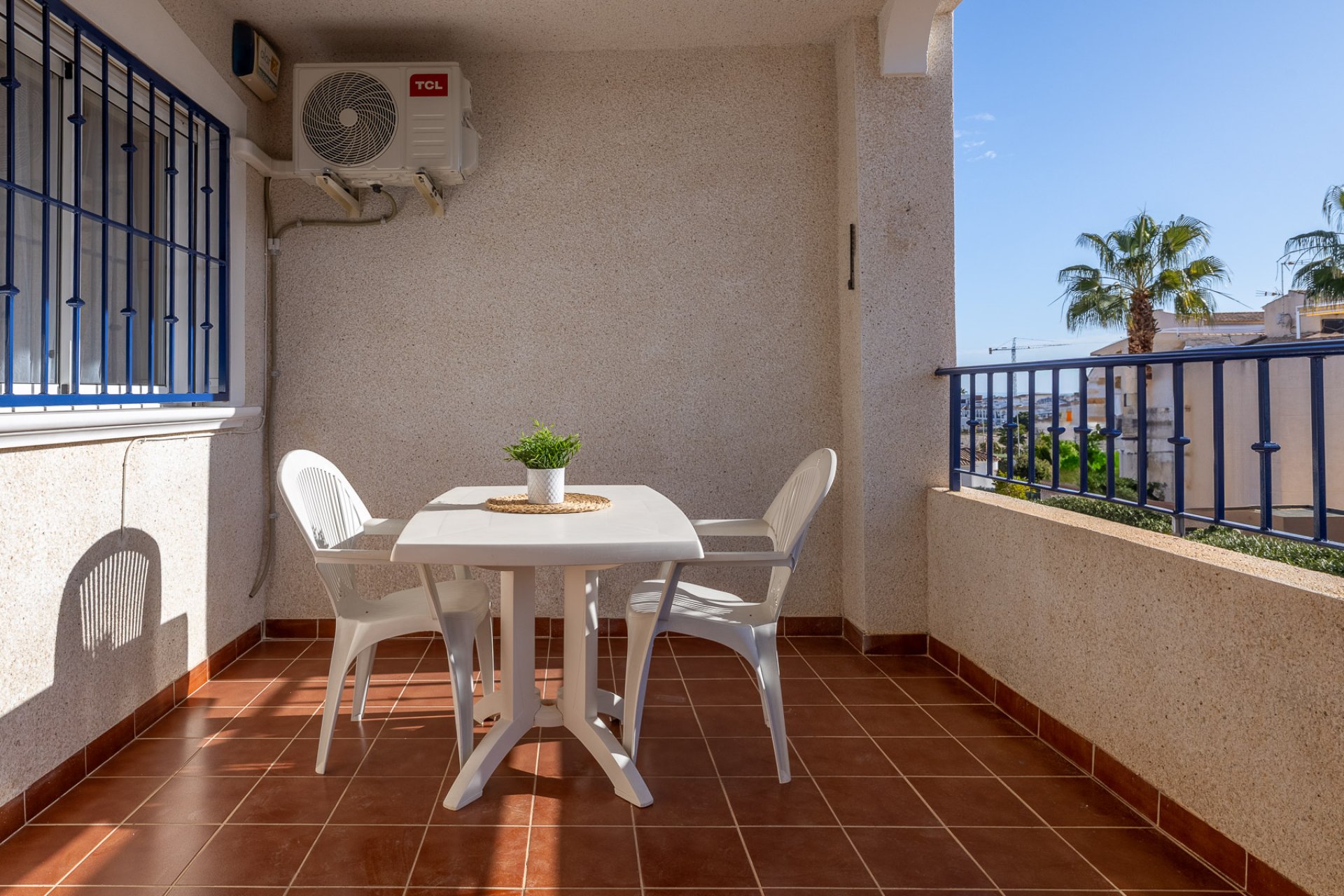 Återförsäljning - Apartamento -
Torrevieja - Los Altos