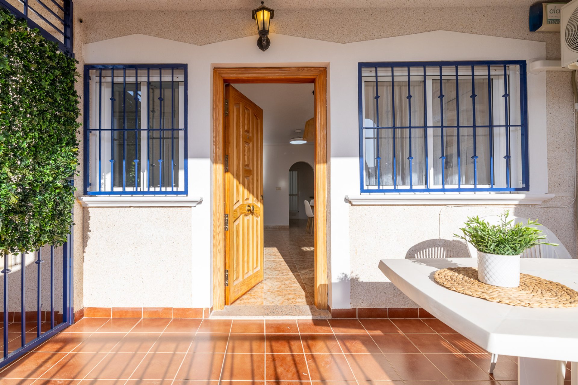 Återförsäljning - Apartamento -
Torrevieja - Los Altos