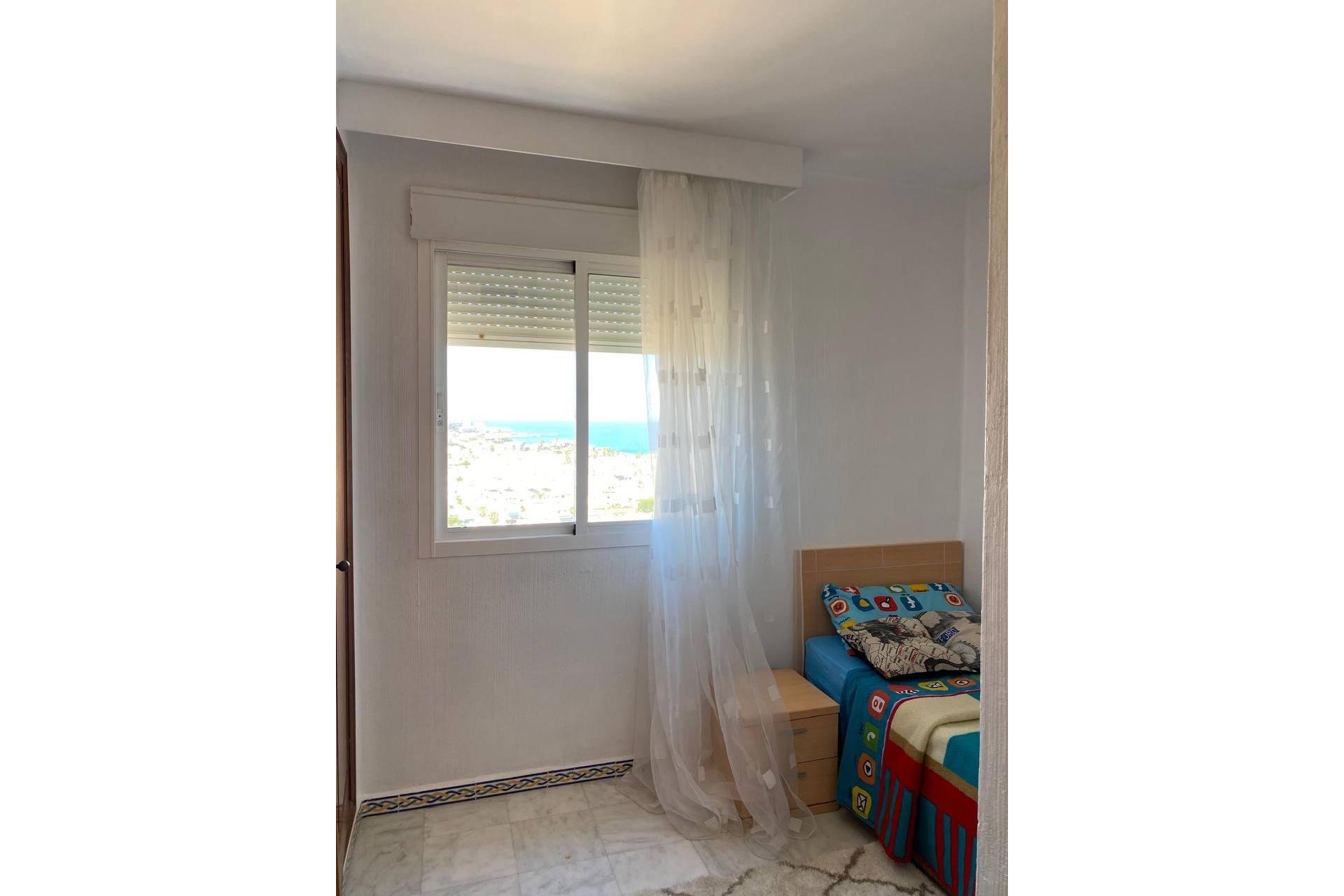 Återförsäljning - Apartamento -
Torrevieja - Playa de los Locos