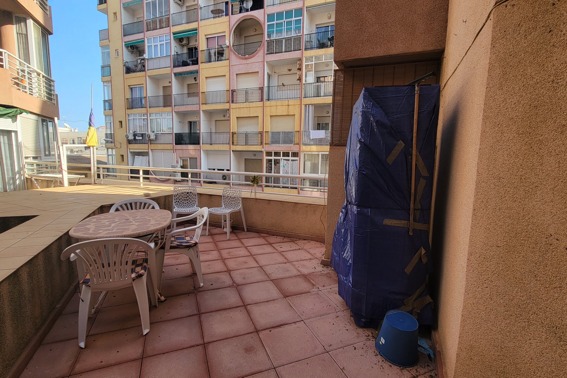 Återförsäljning - Apartamento -
Torrevieja