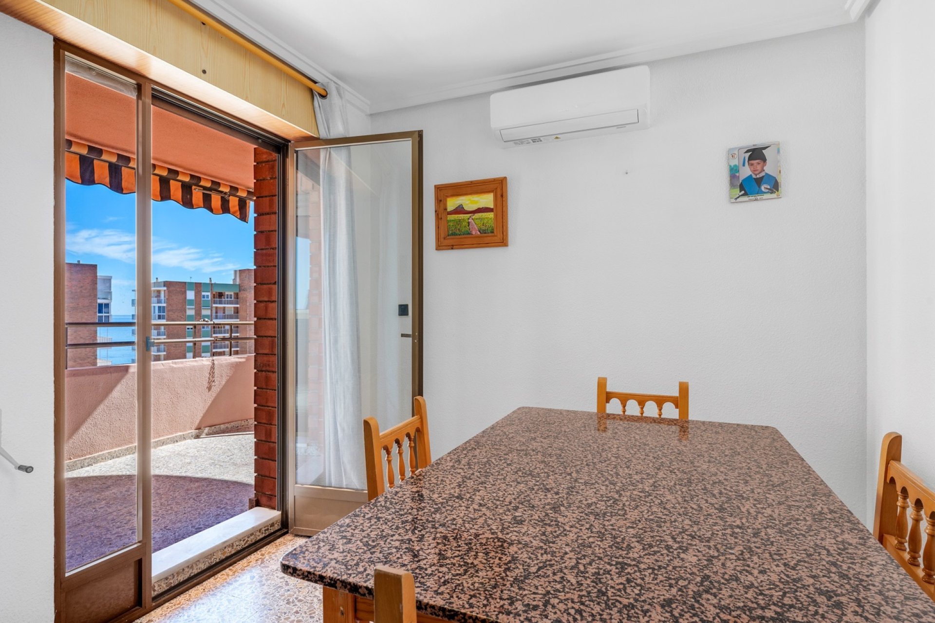 Återförsäljning - Apartment -
Arenales del Sol - Segunda linea playa