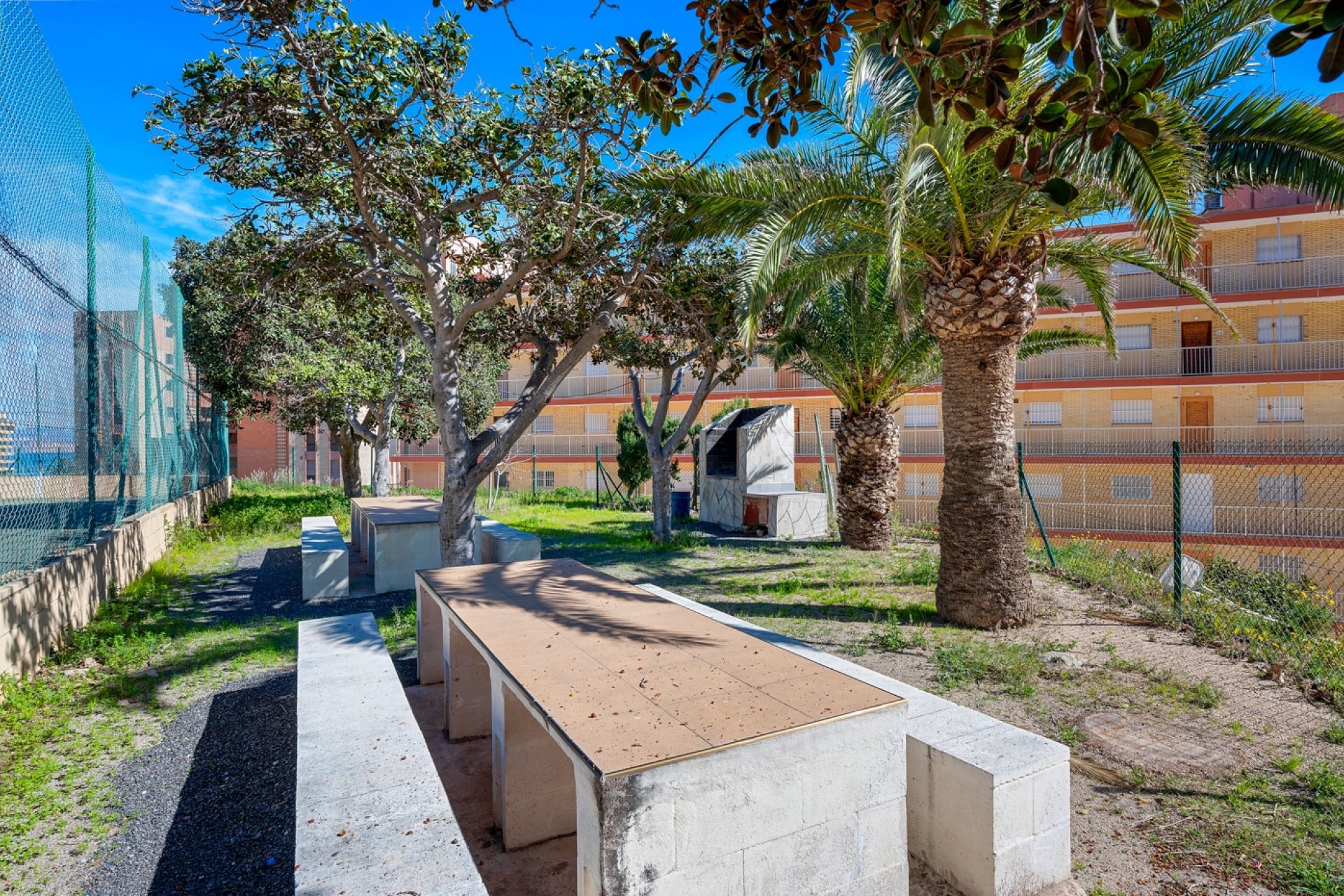 Återförsäljning - Apartment -
Arenales del Sol - Segunda linea playa