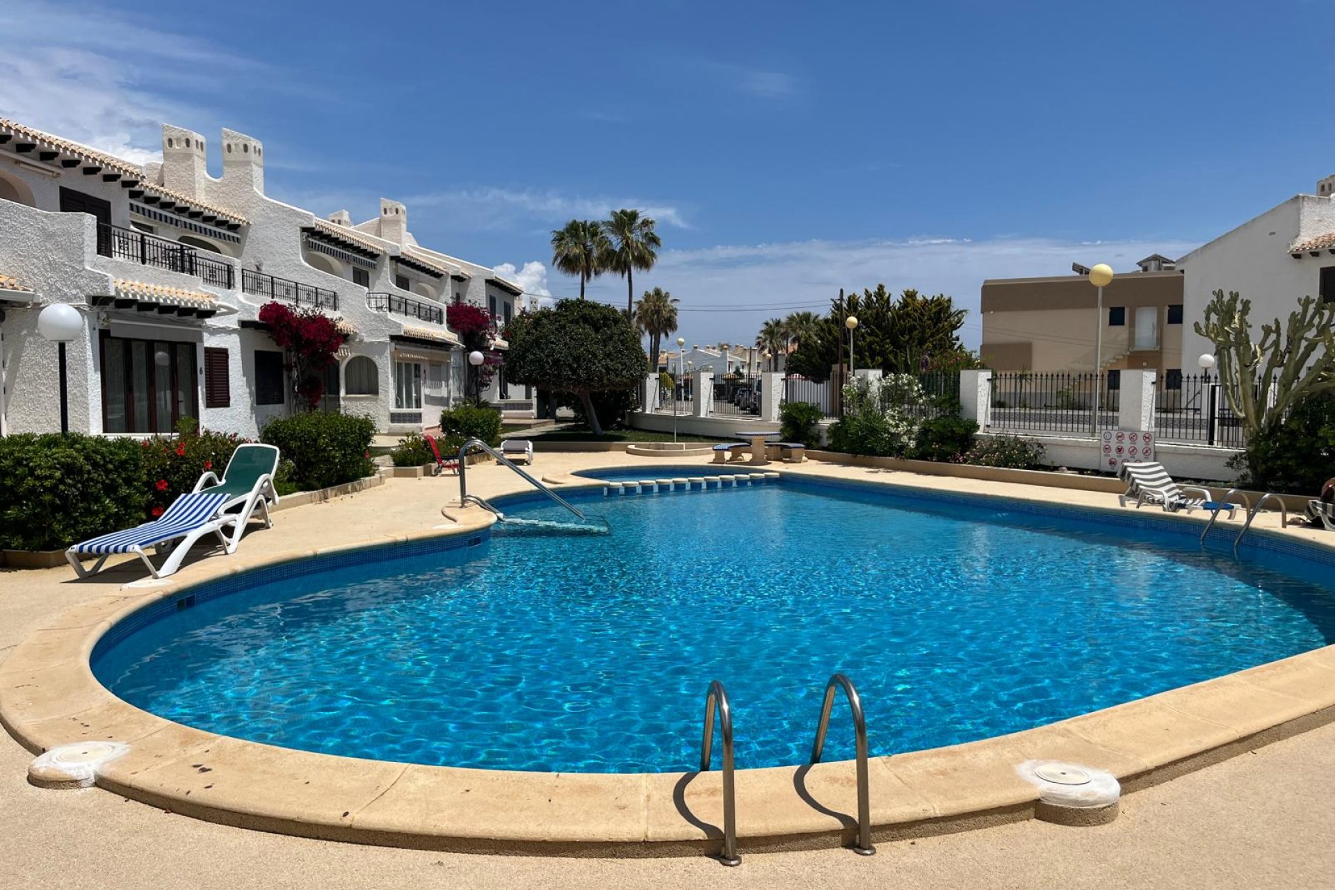 Återförsäljning - Apartment -
Cabo Roig - Cala Capitan