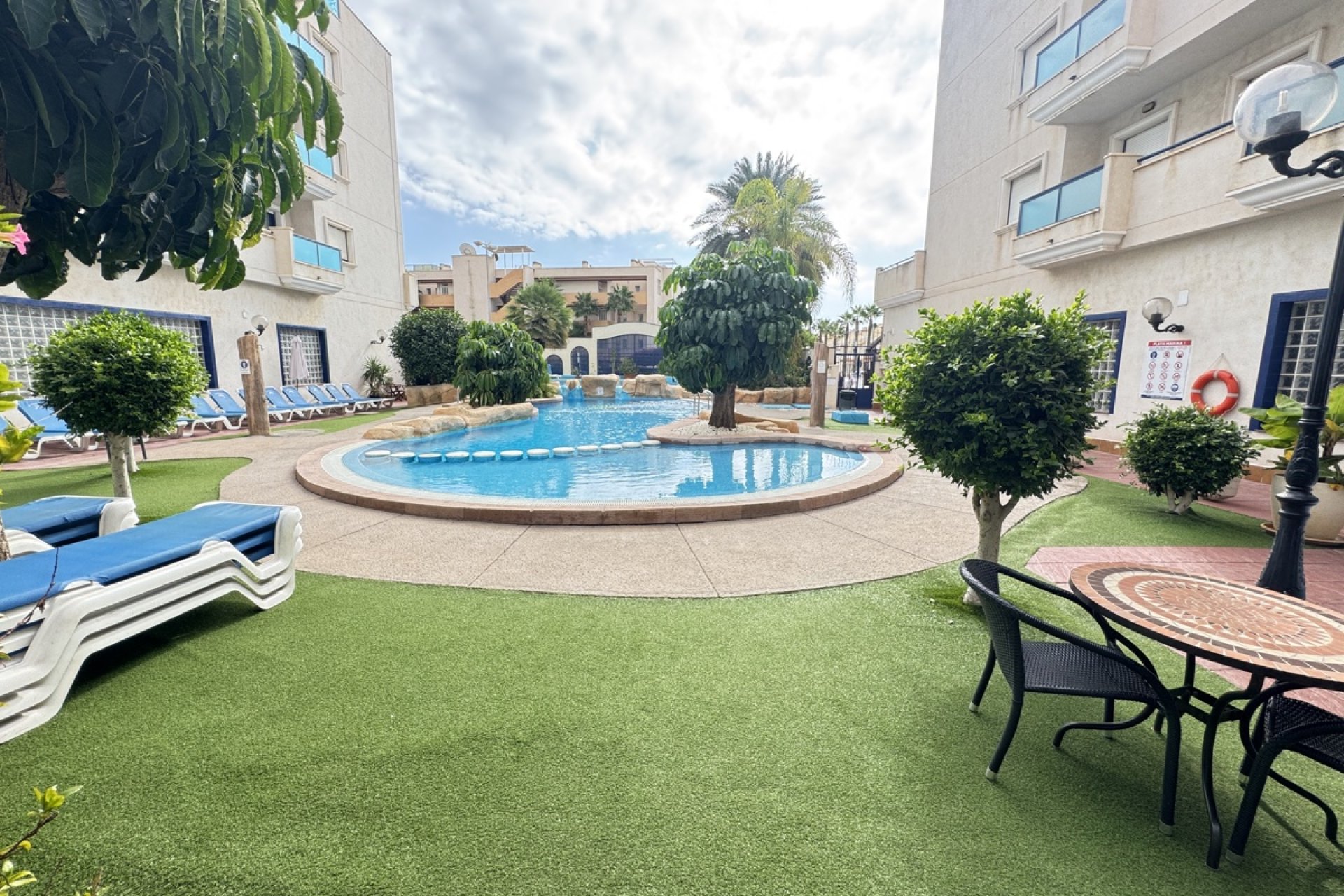 Återförsäljning - Apartment -
Cabo Roig