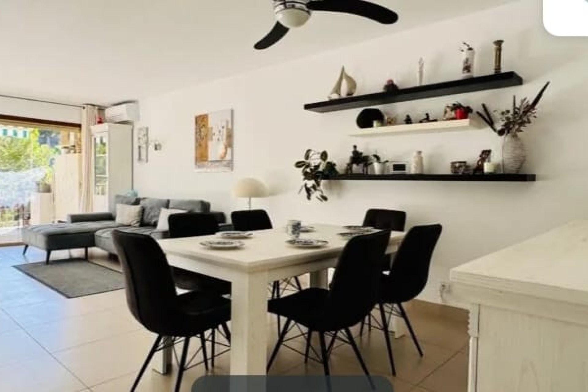 Återförsäljning - Apartment -
Cala Vinyes - Calvià