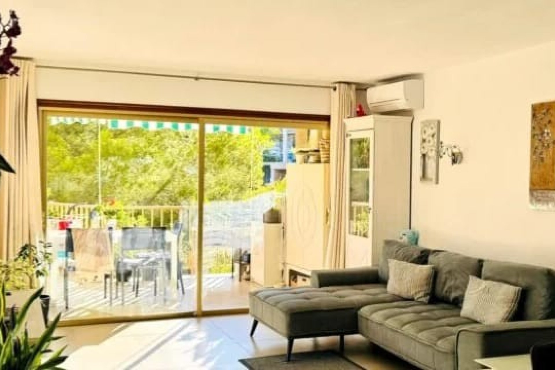 Återförsäljning - Apartment -
Cala Vinyes - Calvià