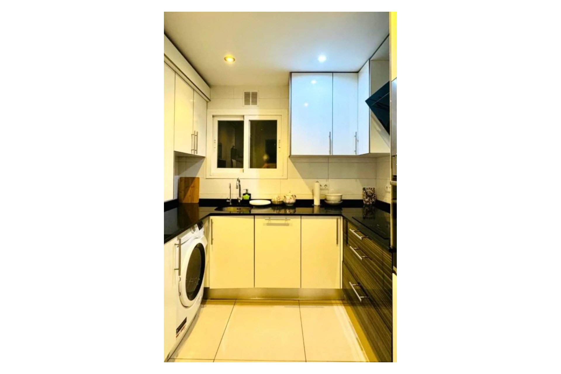 Återförsäljning - Apartment -
Cala Vinyes - Calvià