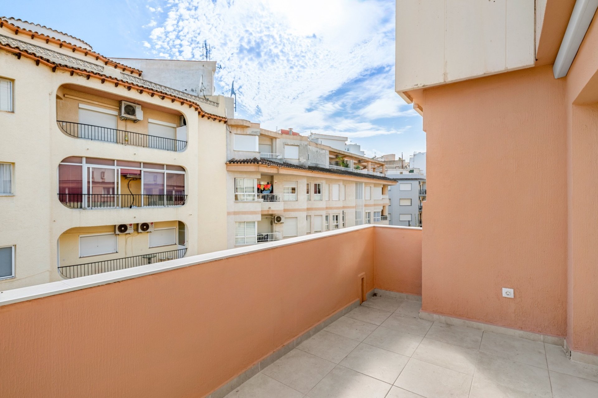 Återförsäljning - Apartment -
Calpe - Centro