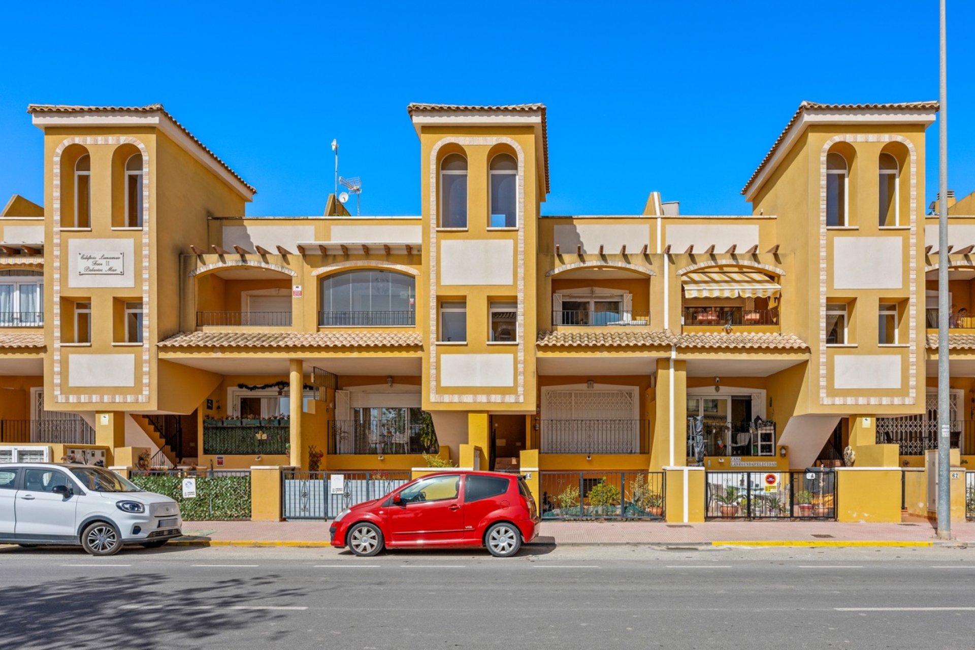 Återförsäljning - Apartment -
Daya Nueva - Costa Blanca South