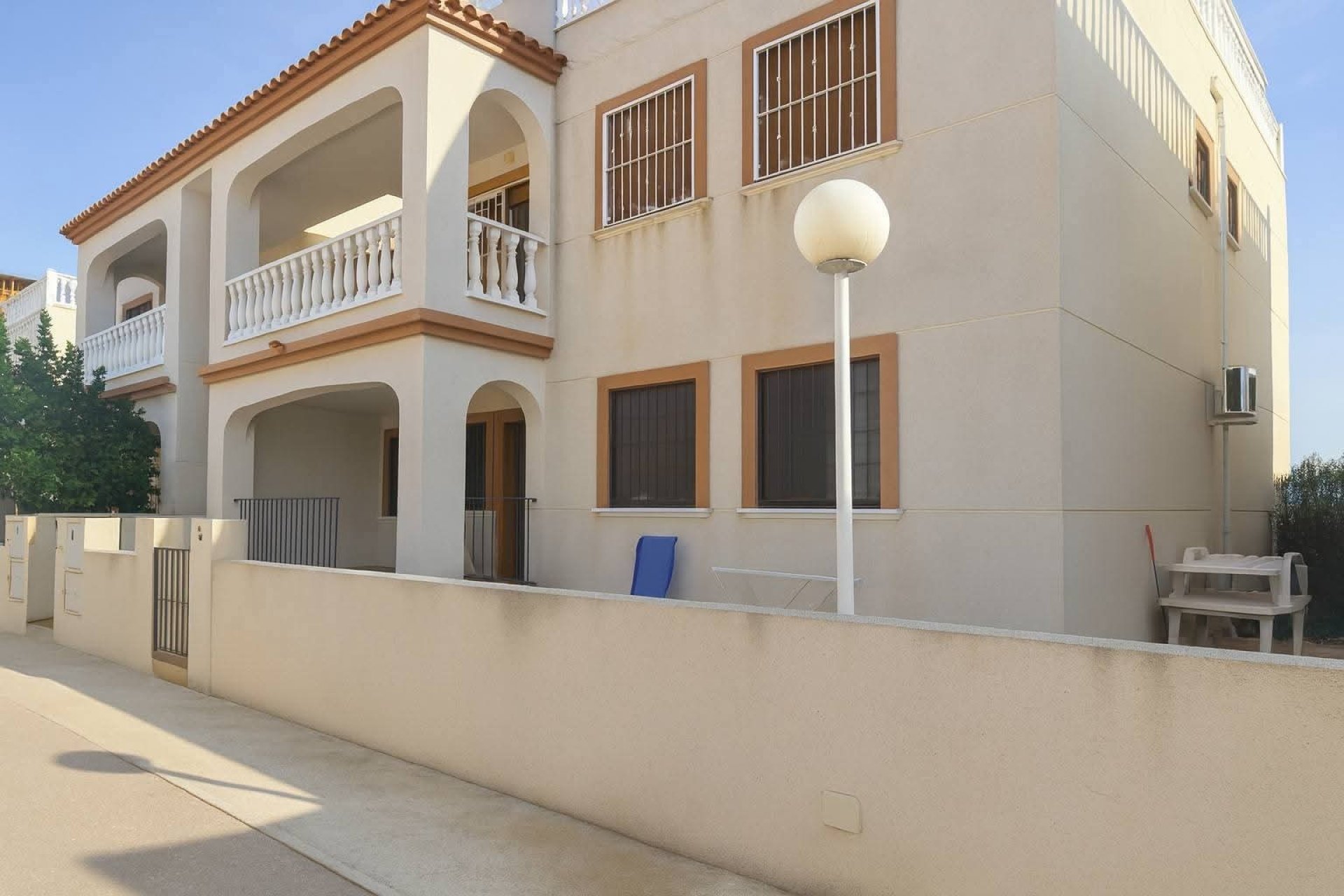 Återförsäljning - Apartment -
Daya Nueva - Costa Blanca