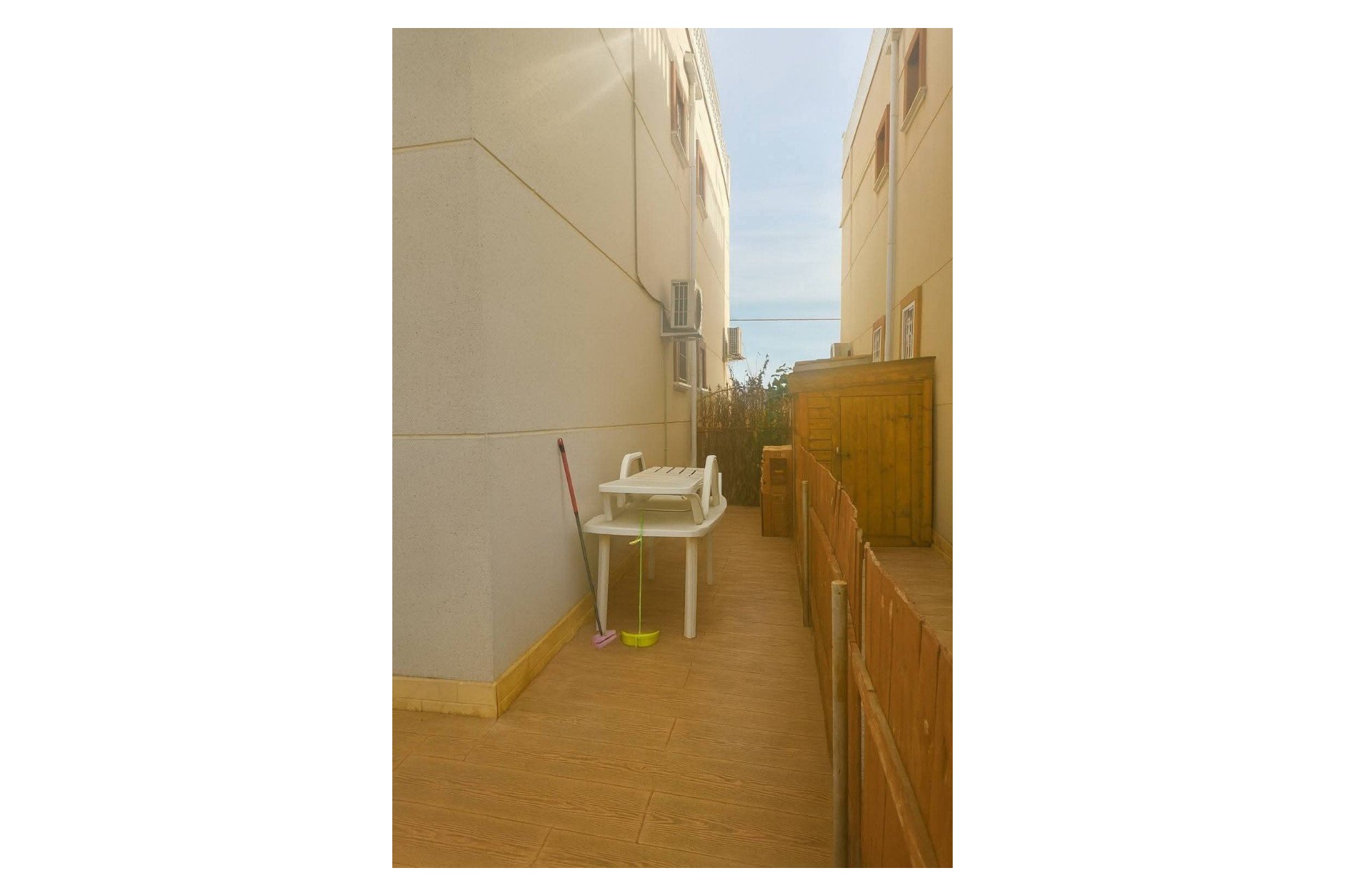 Återförsäljning - Apartment -
Daya Nueva - Costa Blanca