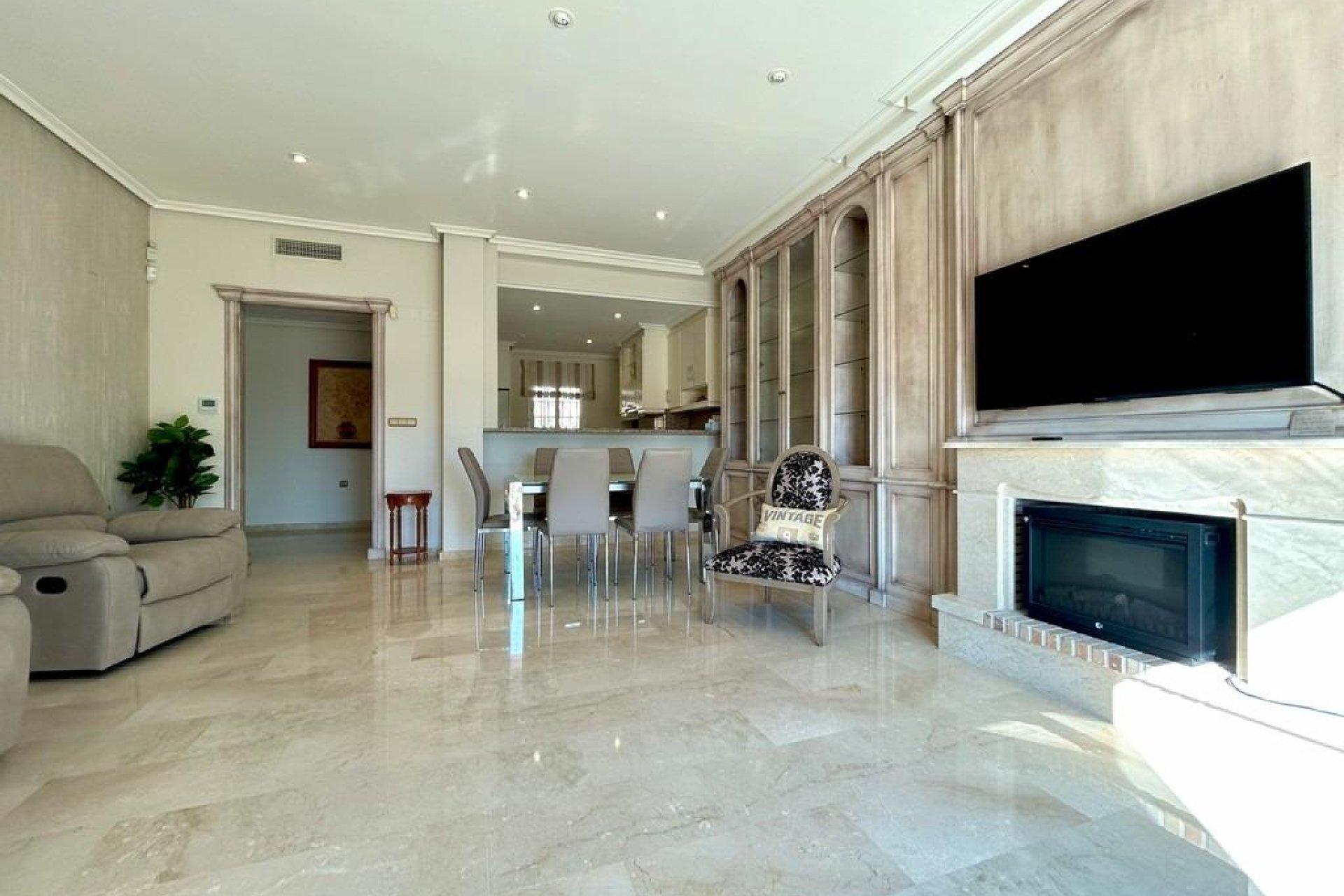 Återförsäljning - Apartment -
Dehesa de campoamor - Campoamor