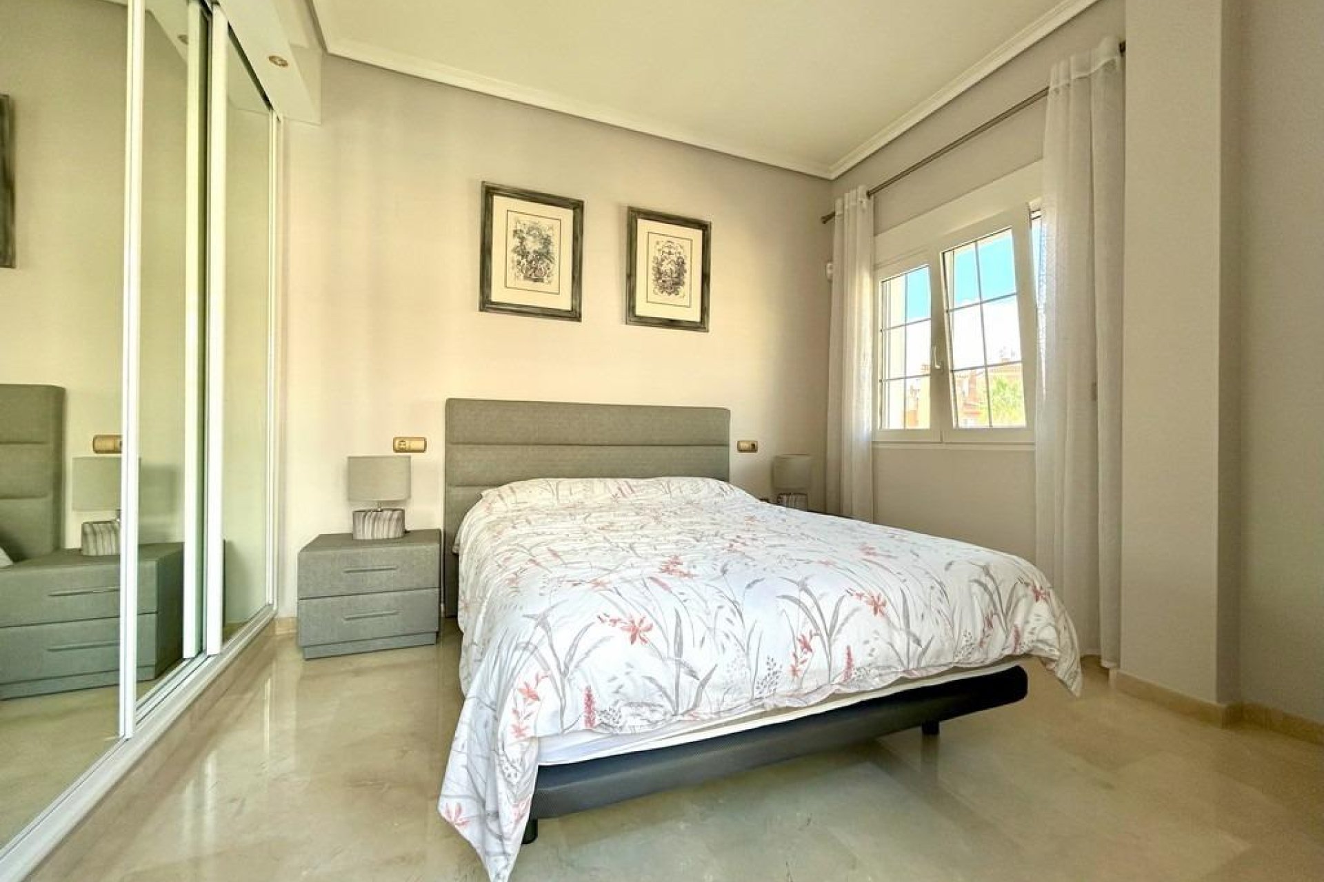 Återförsäljning - Apartment -
Dehesa de campoamor - Campoamor