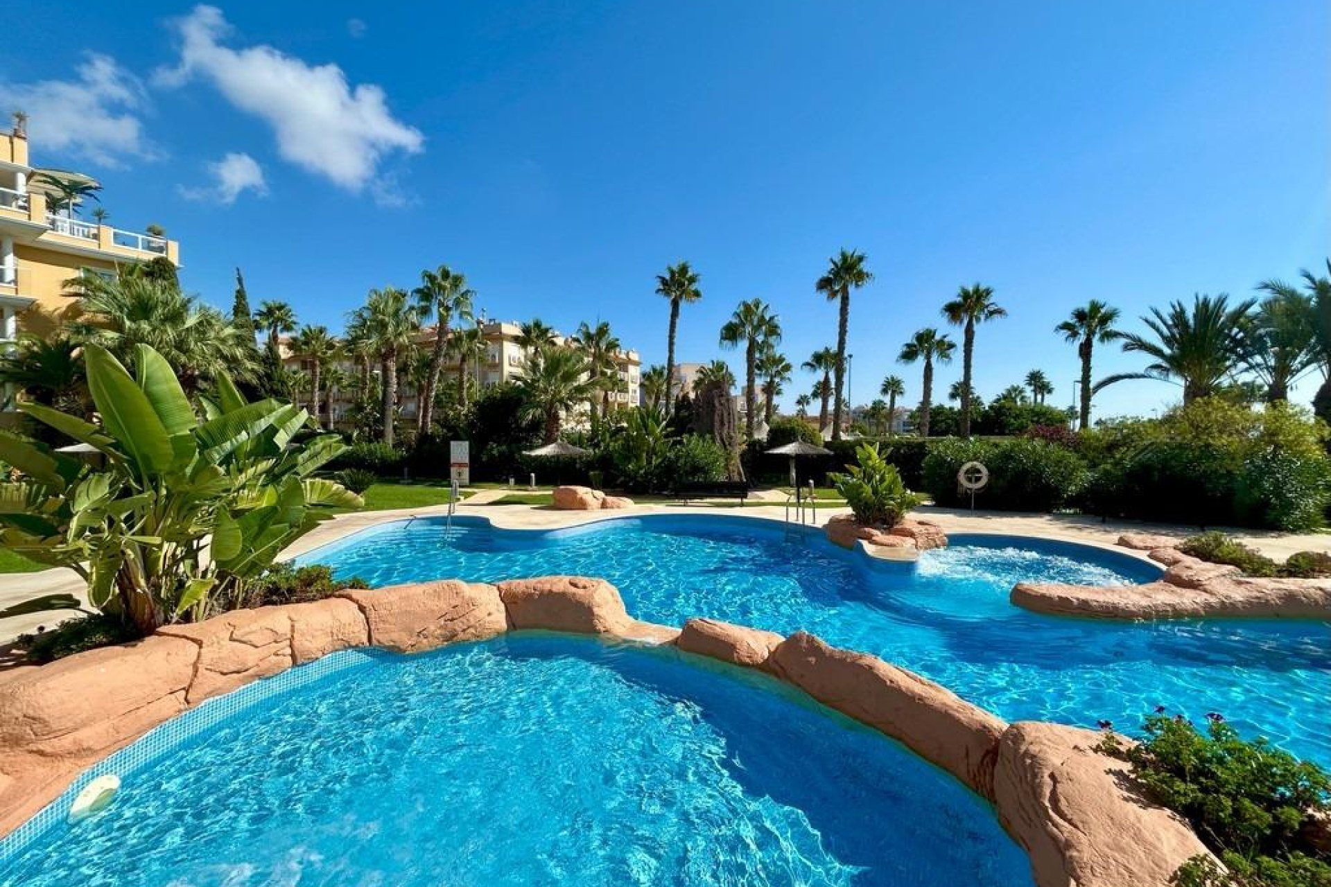 Återförsäljning - Apartment -
Dehesa de campoamor - Campoamor