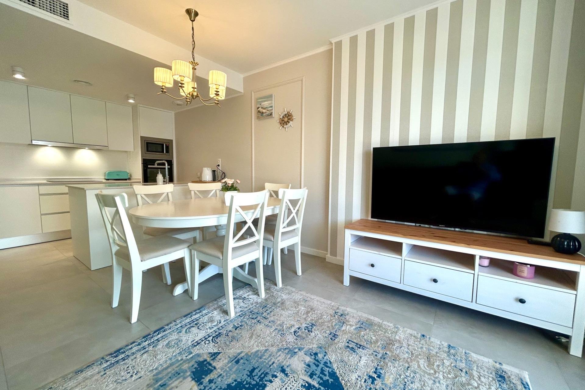 Återförsäljning - Apartment -
Dehesa de campoamor - Campoamor