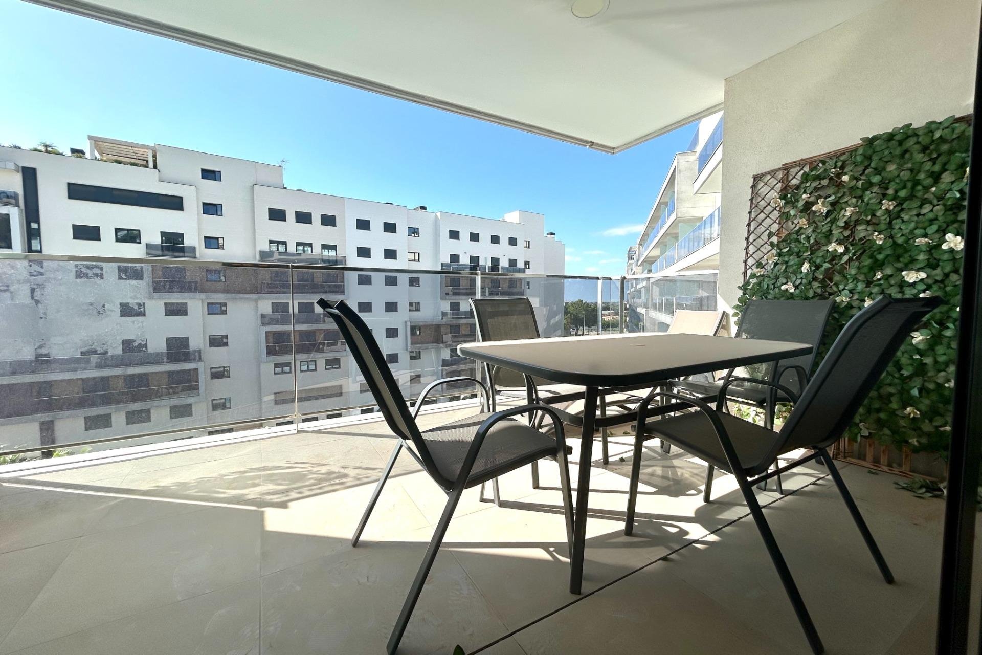Återförsäljning - Apartment -
Dehesa de campoamor - Campoamor