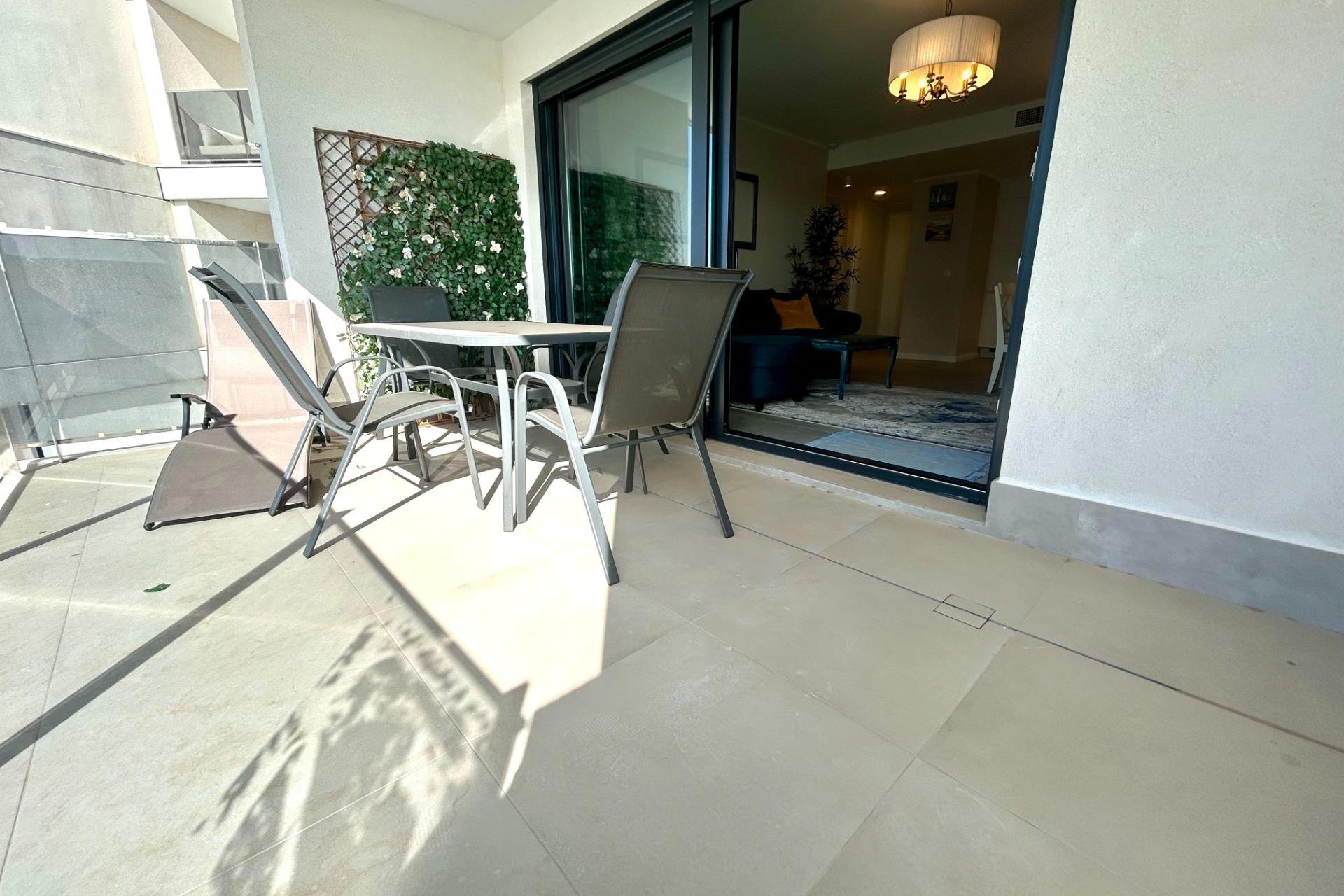 Återförsäljning - Apartment -
Dehesa de campoamor - Campoamor