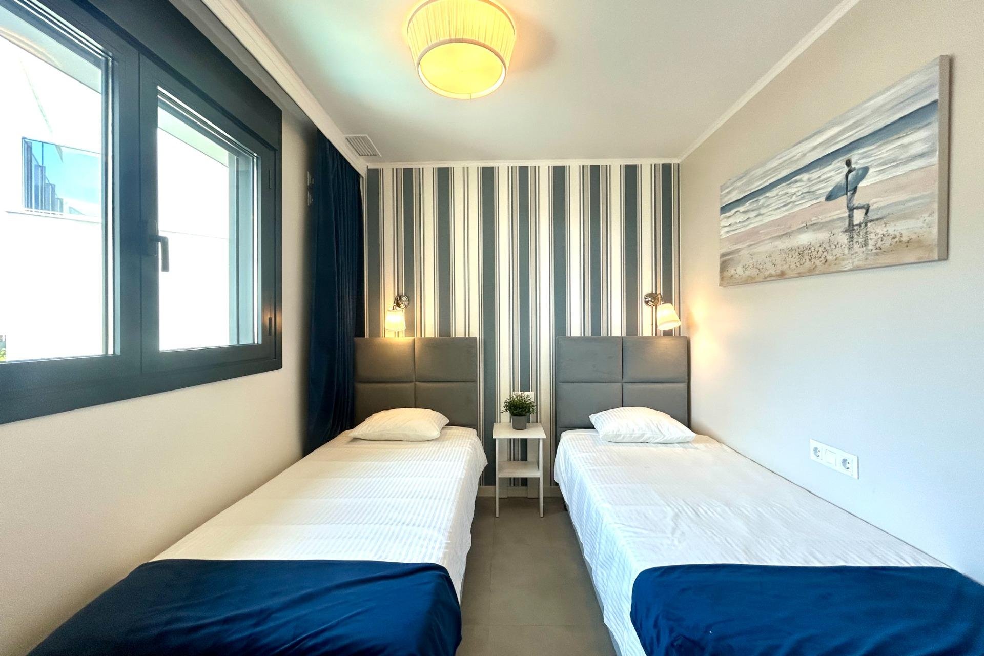 Återförsäljning - Apartment -
Dehesa de campoamor - Campoamor