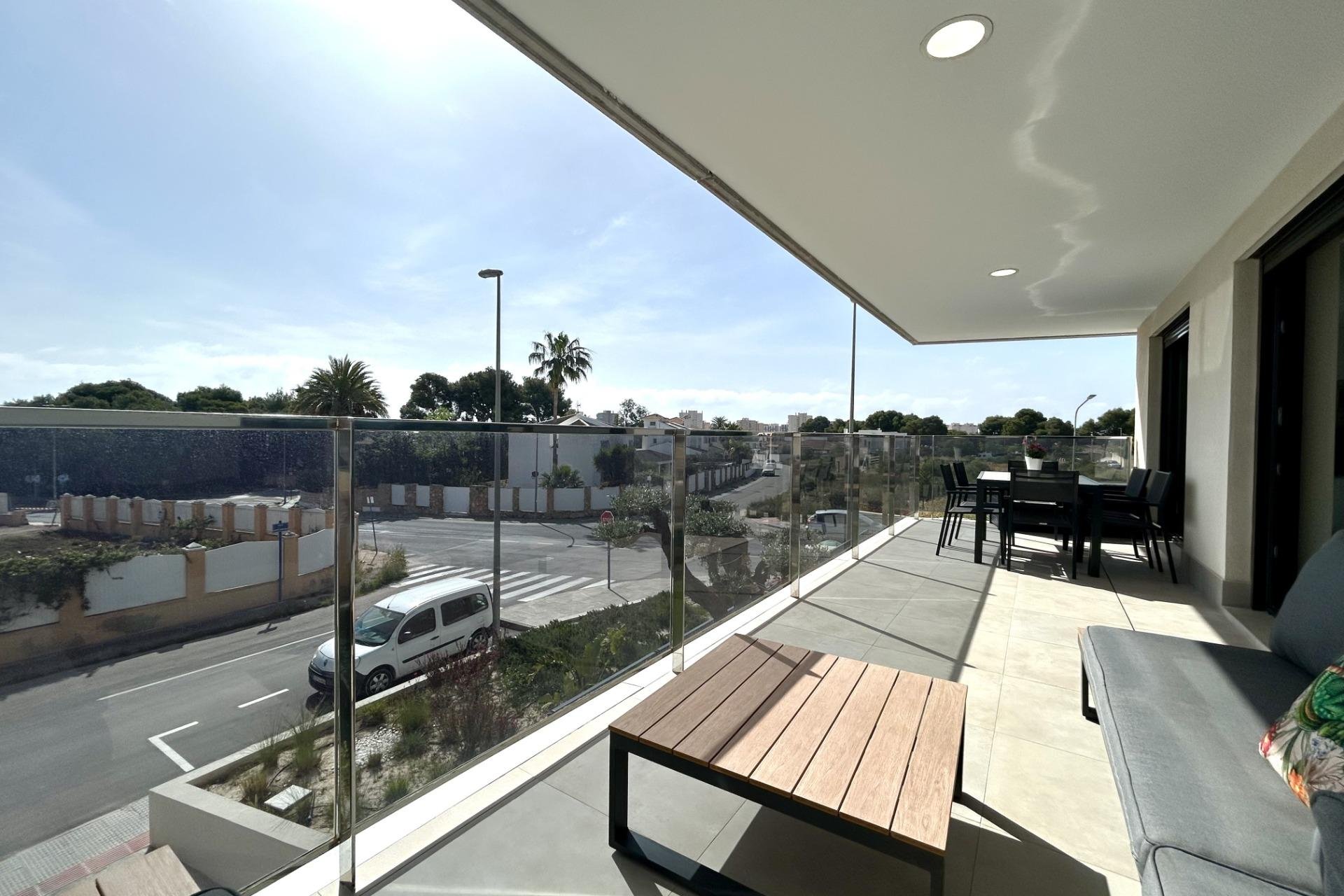 Återförsäljning - Apartment -
Dehesa de campoamor - Campoamor