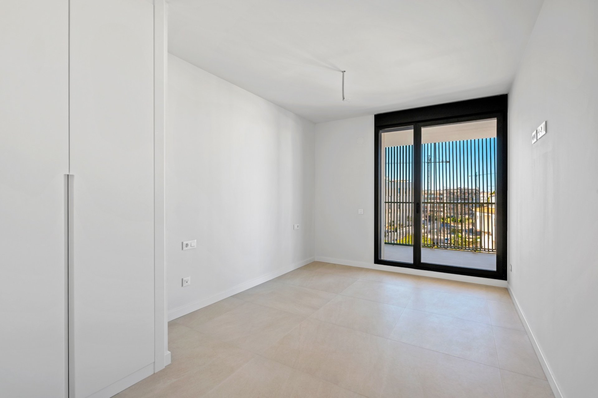 Återförsäljning - Apartment -
Denia - Puerto