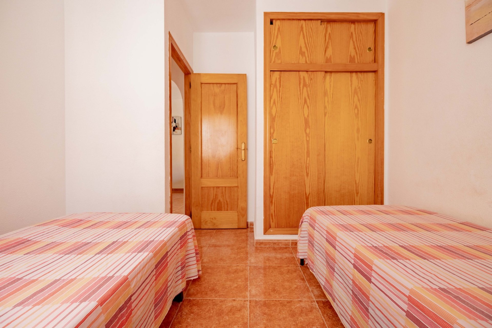 Återförsäljning - Apartment / Duplex -
Torrevieja - Playa de los Locos