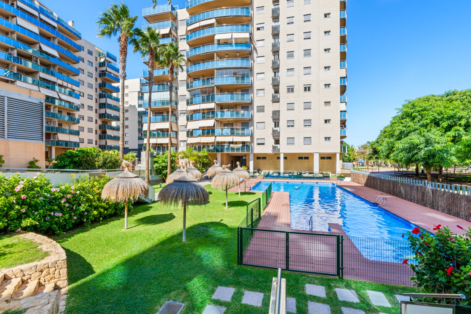 Återförsäljning - Apartment -
El Campello - El Amerador