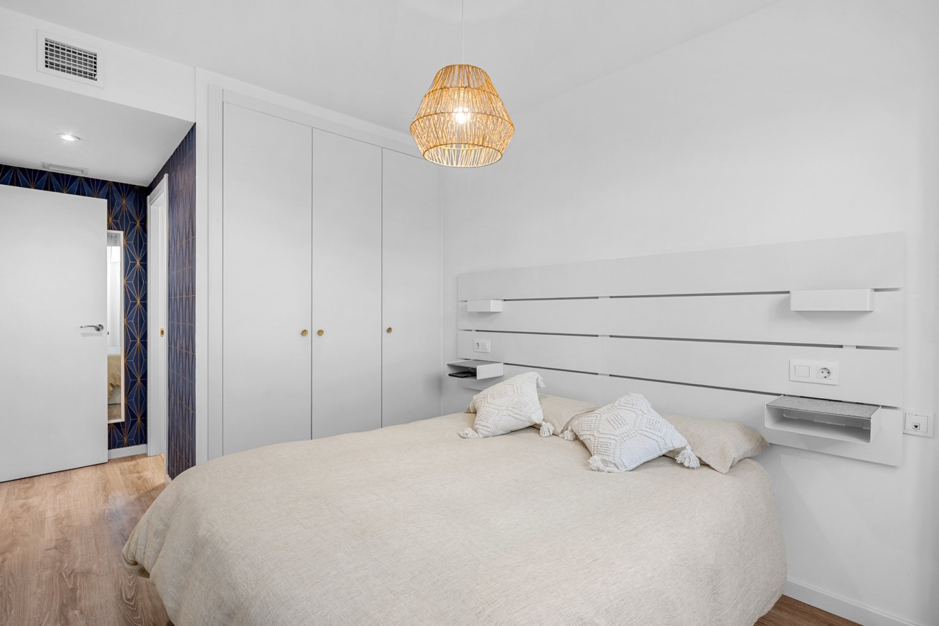 Återförsäljning - Apartment -
El Campello - Muchavista