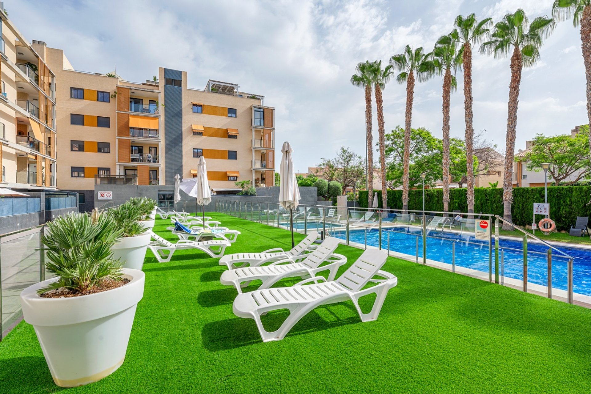 Återförsäljning - Apartment -
El Campello - Muchavista