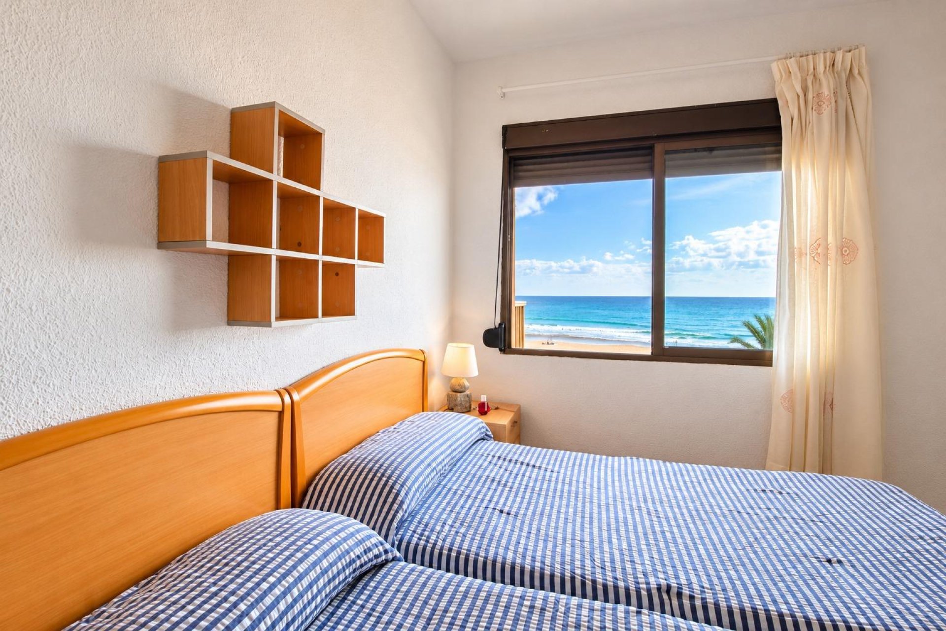 Återförsäljning - Apartment -
El Campello - Playa Muchavista