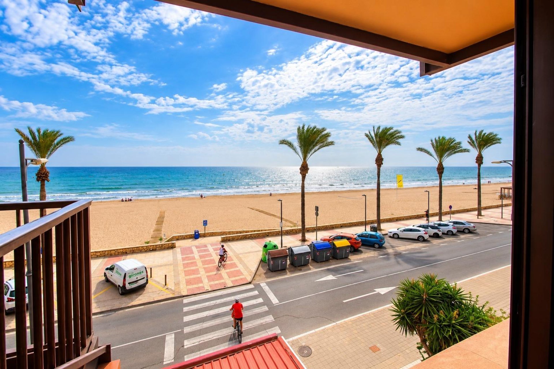 Återförsäljning - Apartment -
El Campello - Playa Muchavista