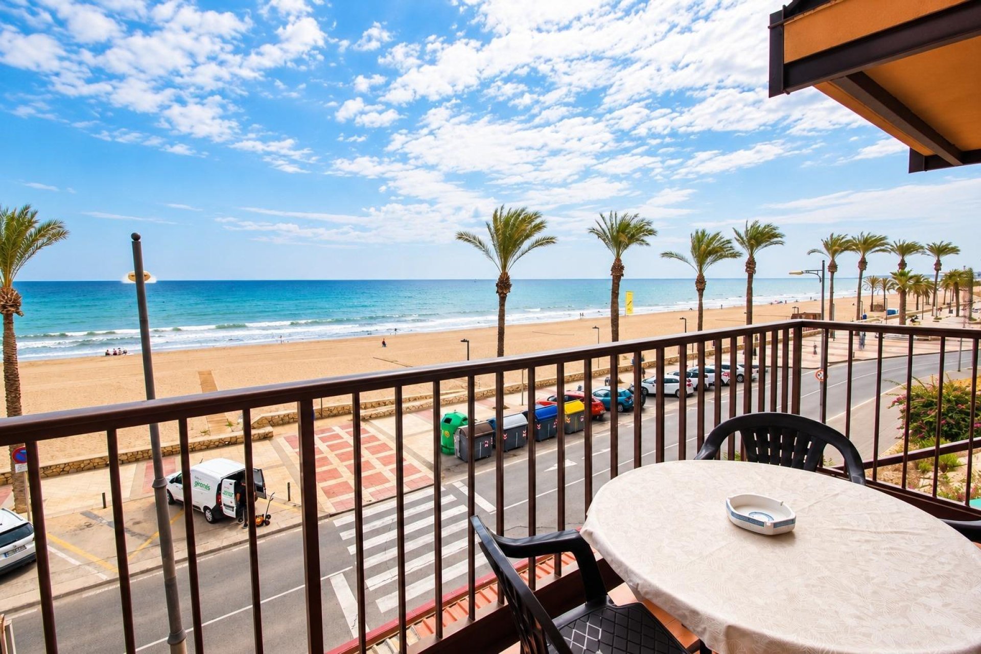 Återförsäljning - Apartment -
El Campello - Playa Muchavista