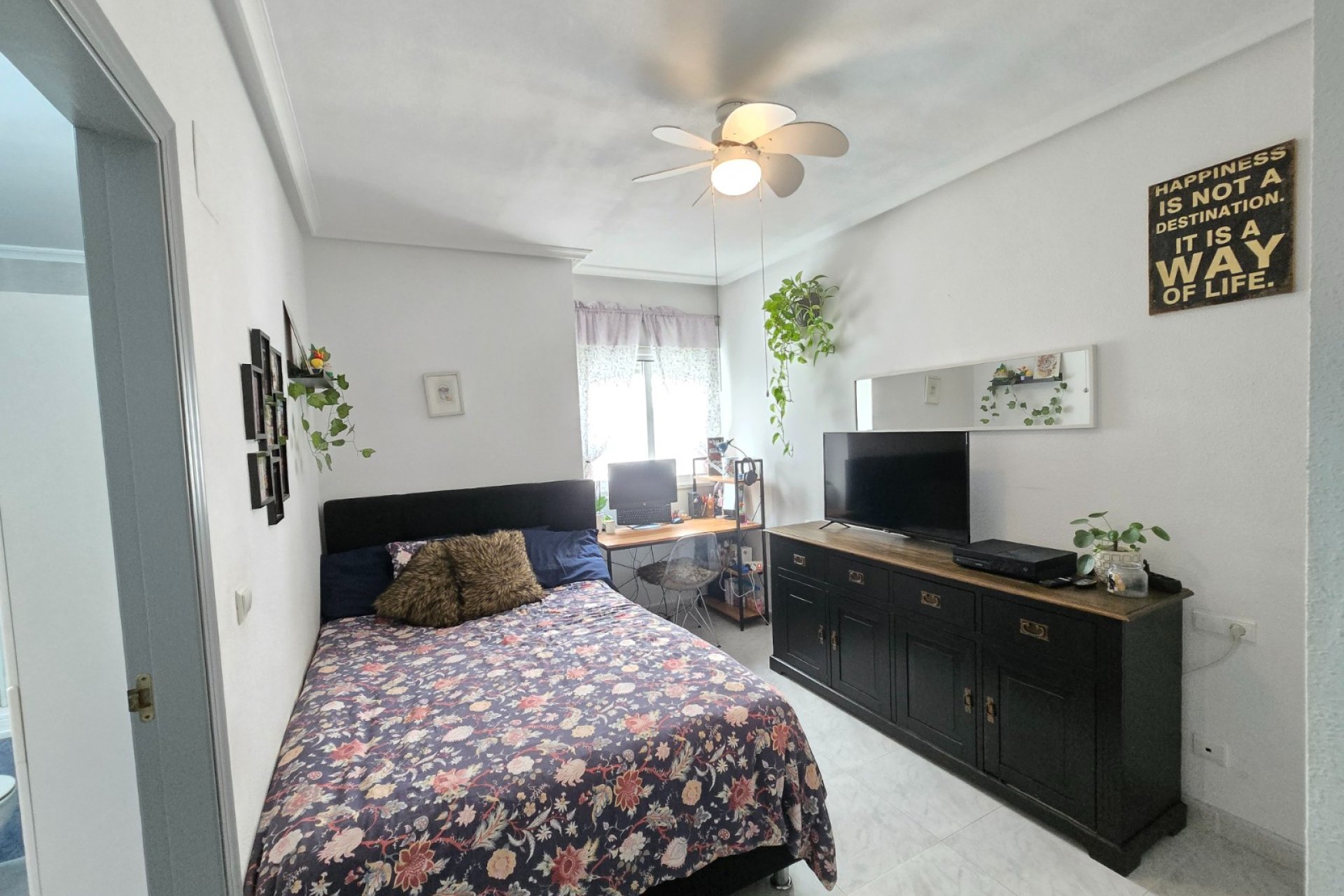 Återförsäljning - Apartment / Flat * -
Los Montesinos *