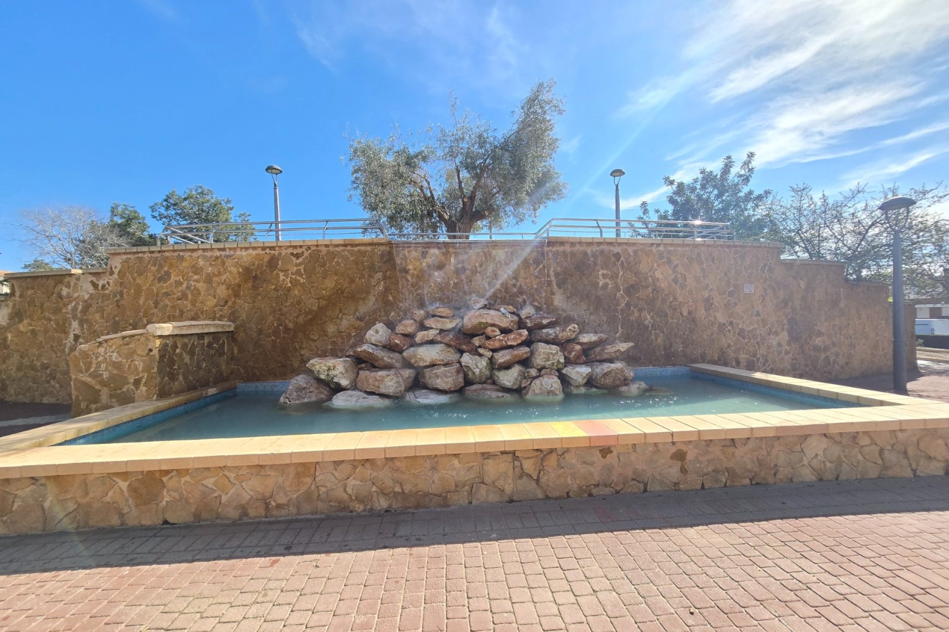 Återförsäljning - Apartment / Flat * -
Los Montesinos *