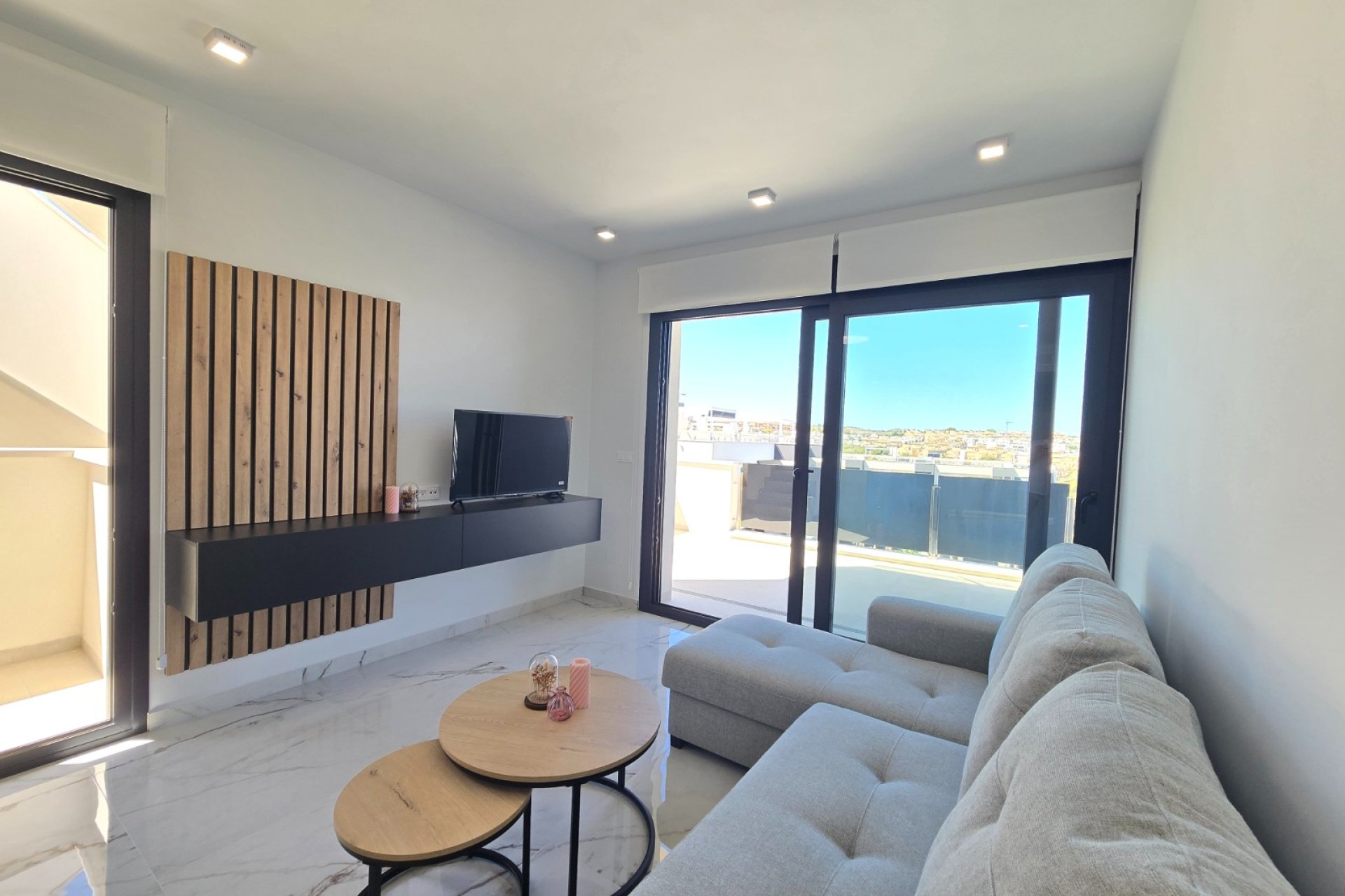 Återförsäljning - Apartment / Flat * -
Orihuela Costa - Los Altos *