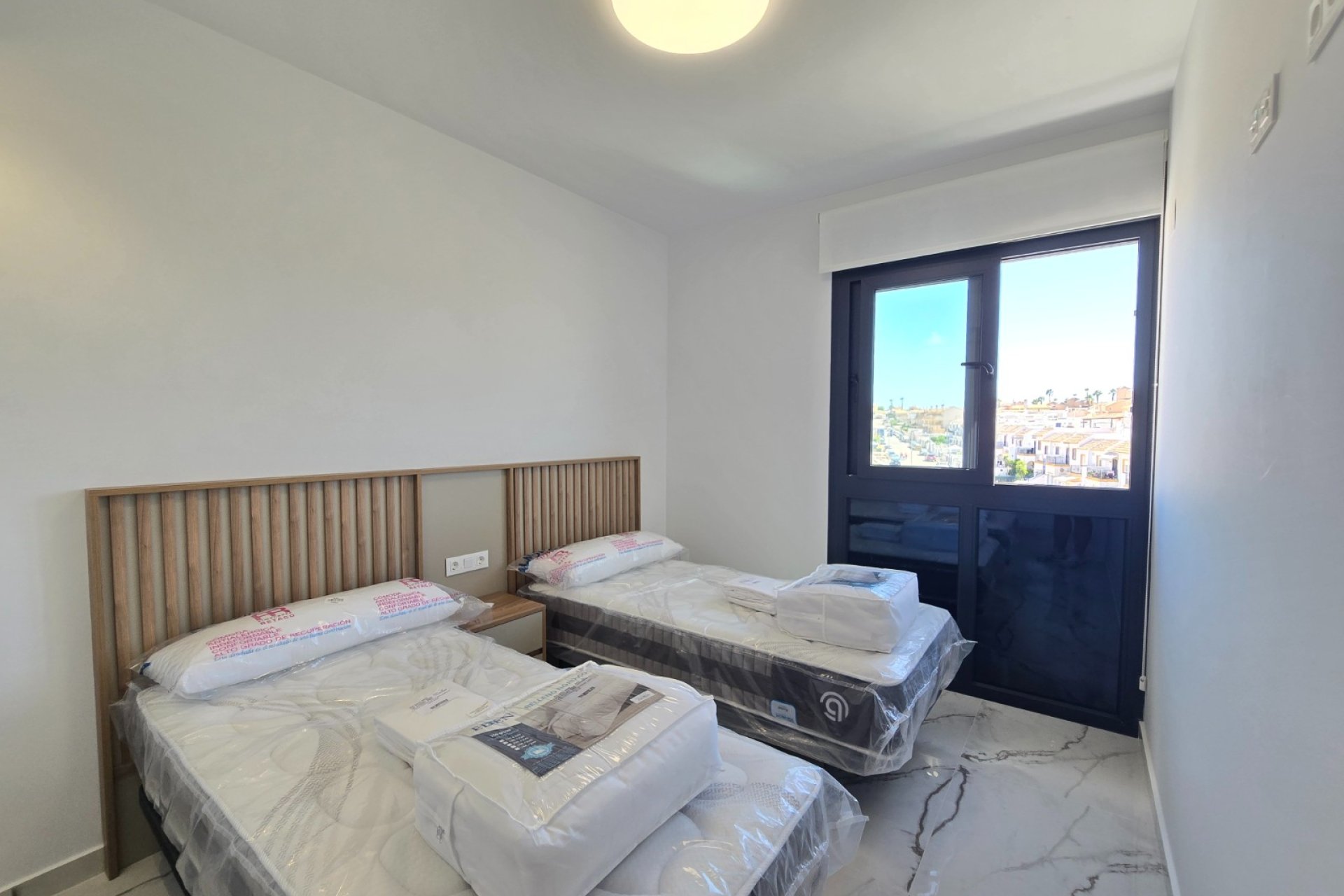 Återförsäljning - Apartment / Flat * -
Orihuela Costa - Los Altos *