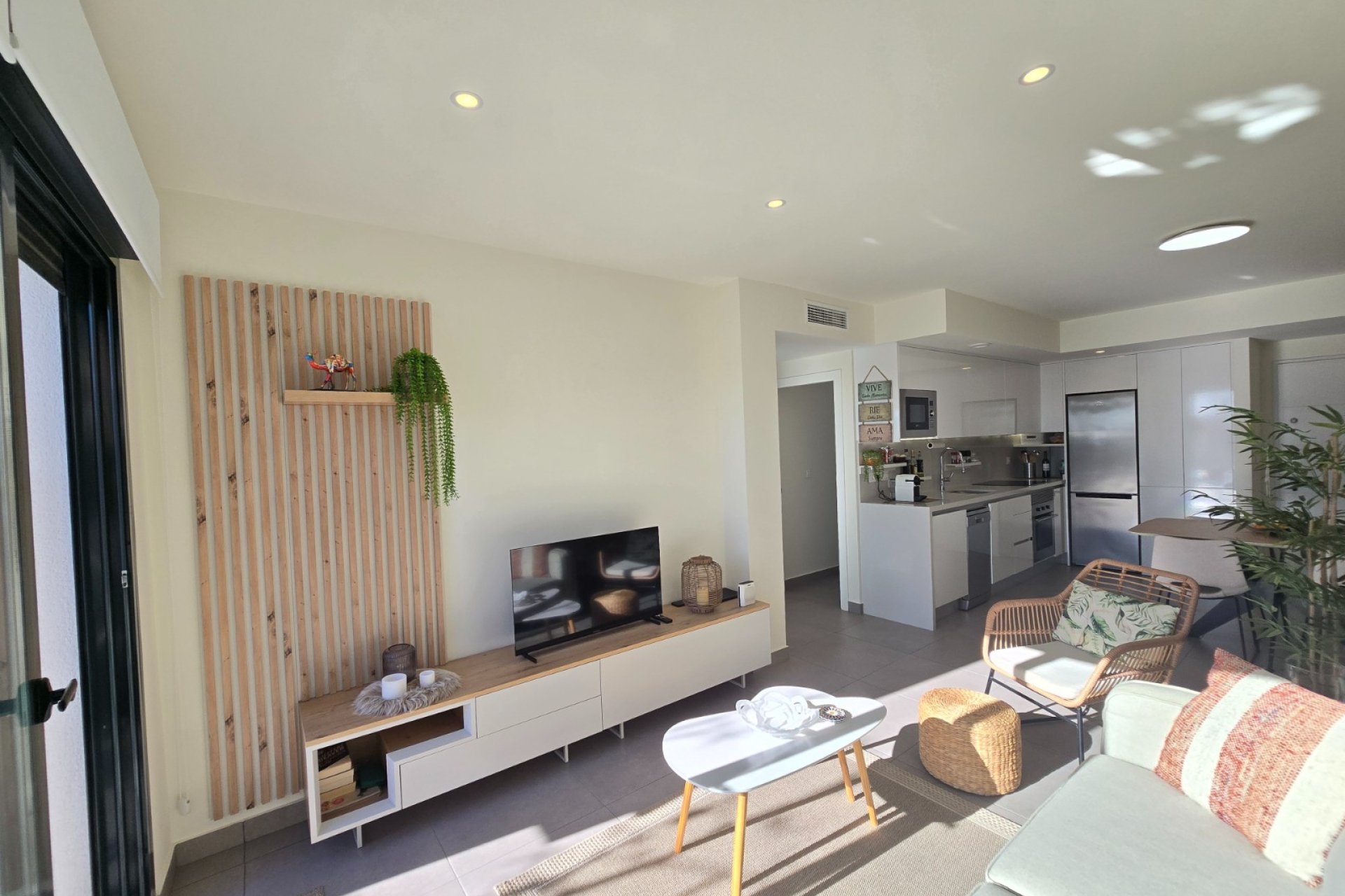 Återförsäljning - Apartment / Flat * -
Orihuela Costa * - Villamartín *